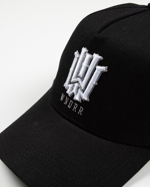 BLEACH CLASSIC SNAPBACK CAP - BLACK