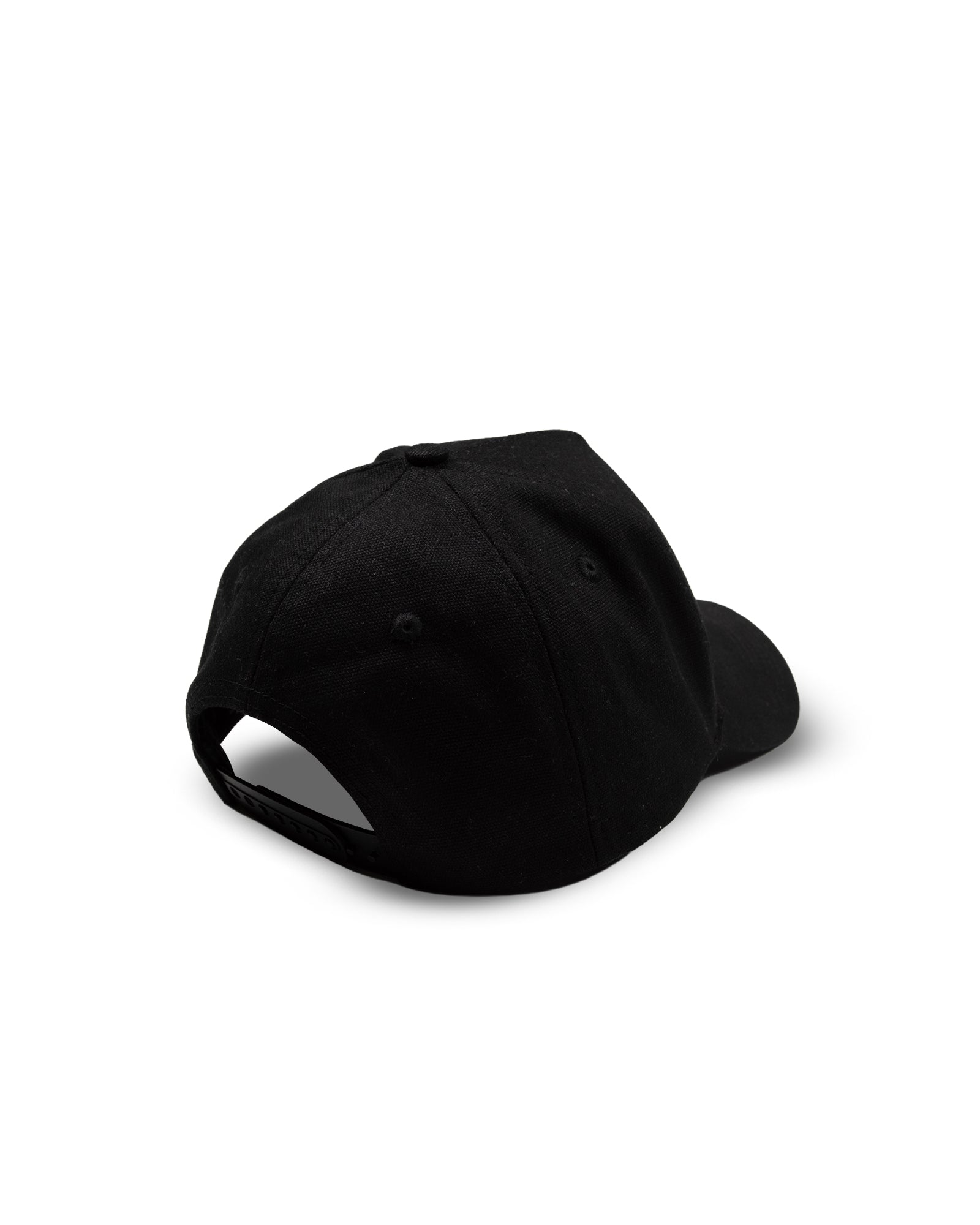 BLEACH CLASSIC SNAPBACK CAP - BLACK
