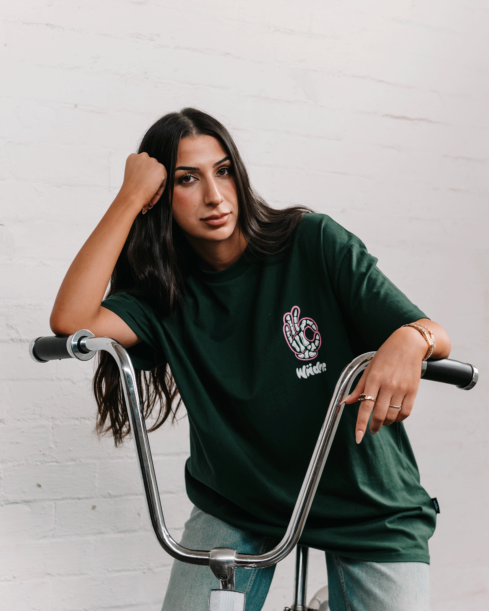 BONES BOX FIT TEE - FOREST GREEN