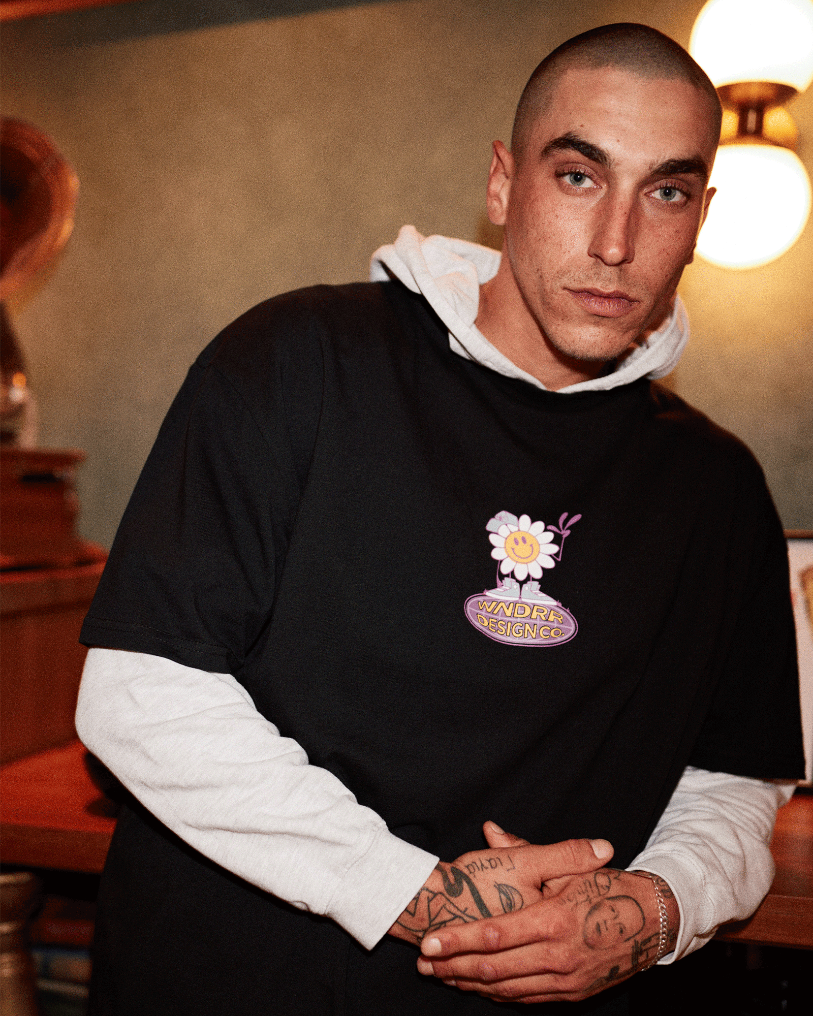 FLOWER BOY BOX FIT TEE - BLACK