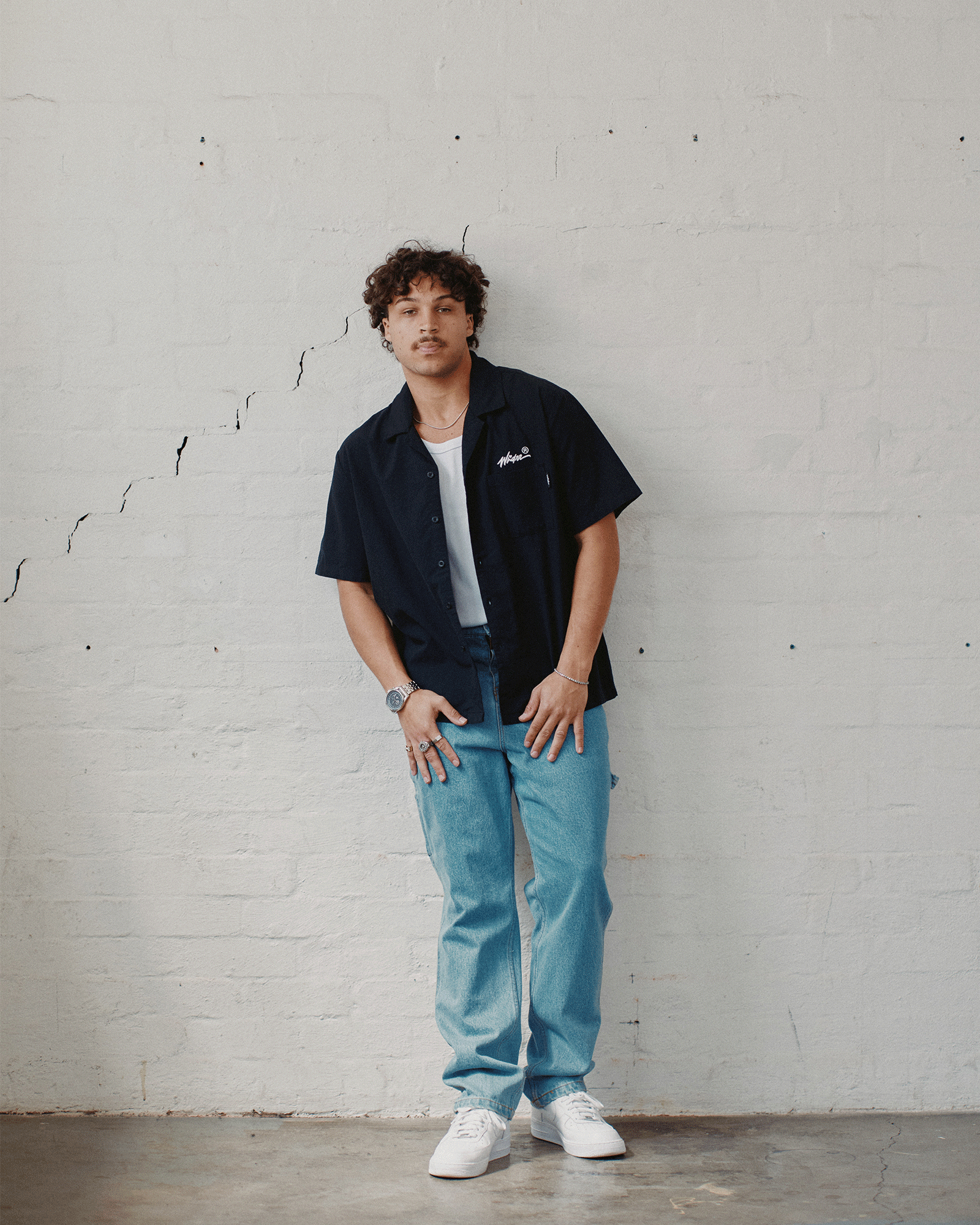 SCRIPT S/S SHIRT - BLACK