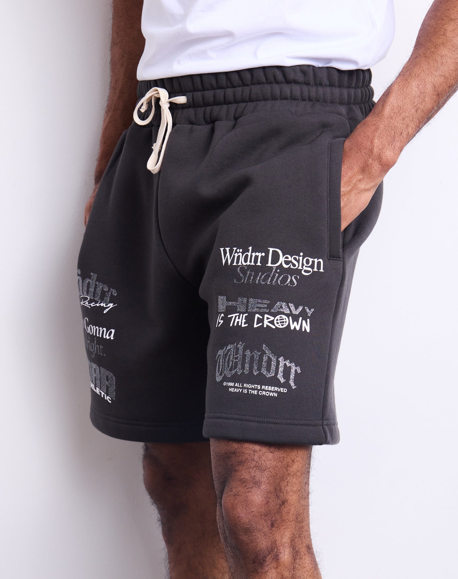 Model 193cm / Size L