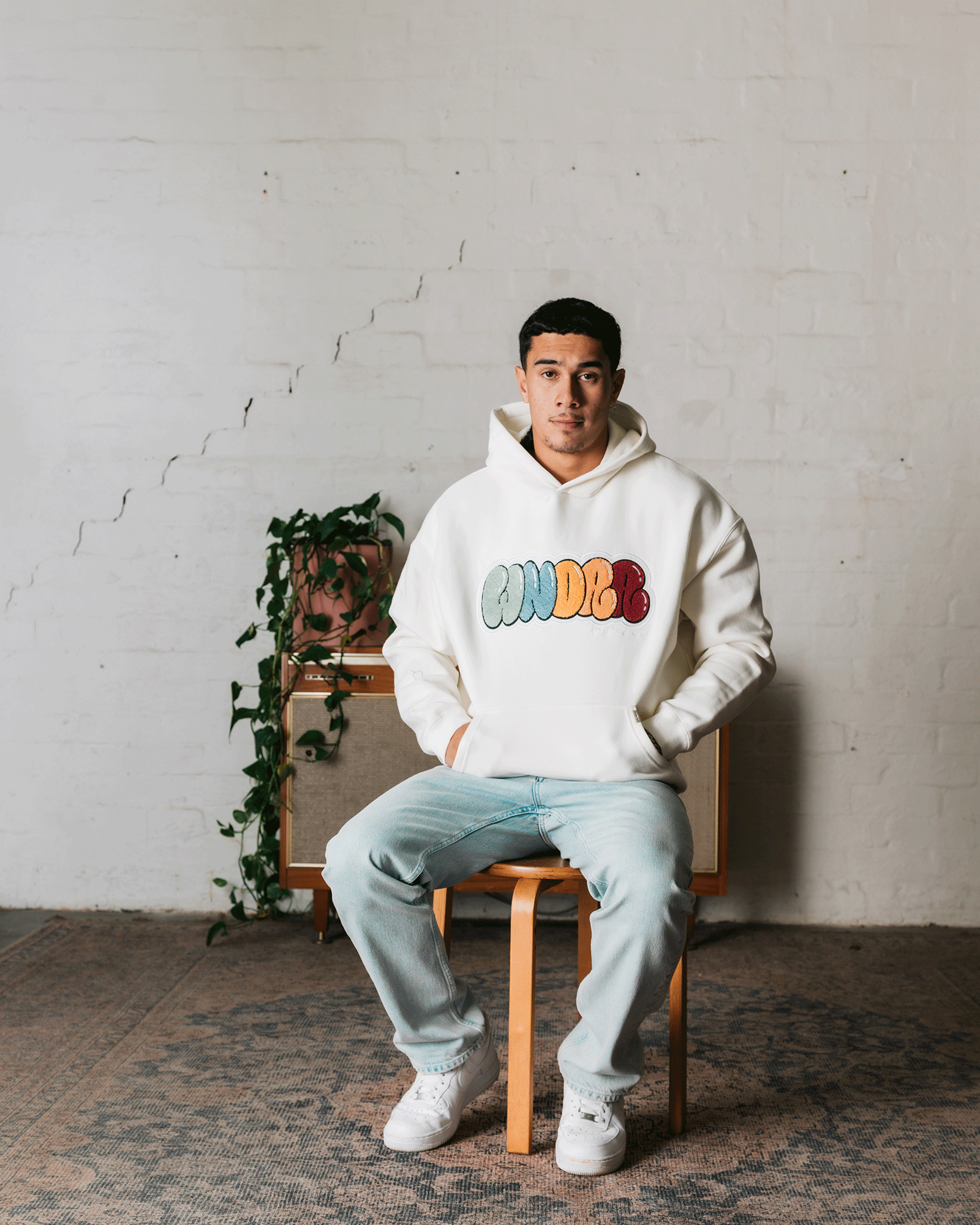 BLISSED HOOD SWEAT - OFF WHITE