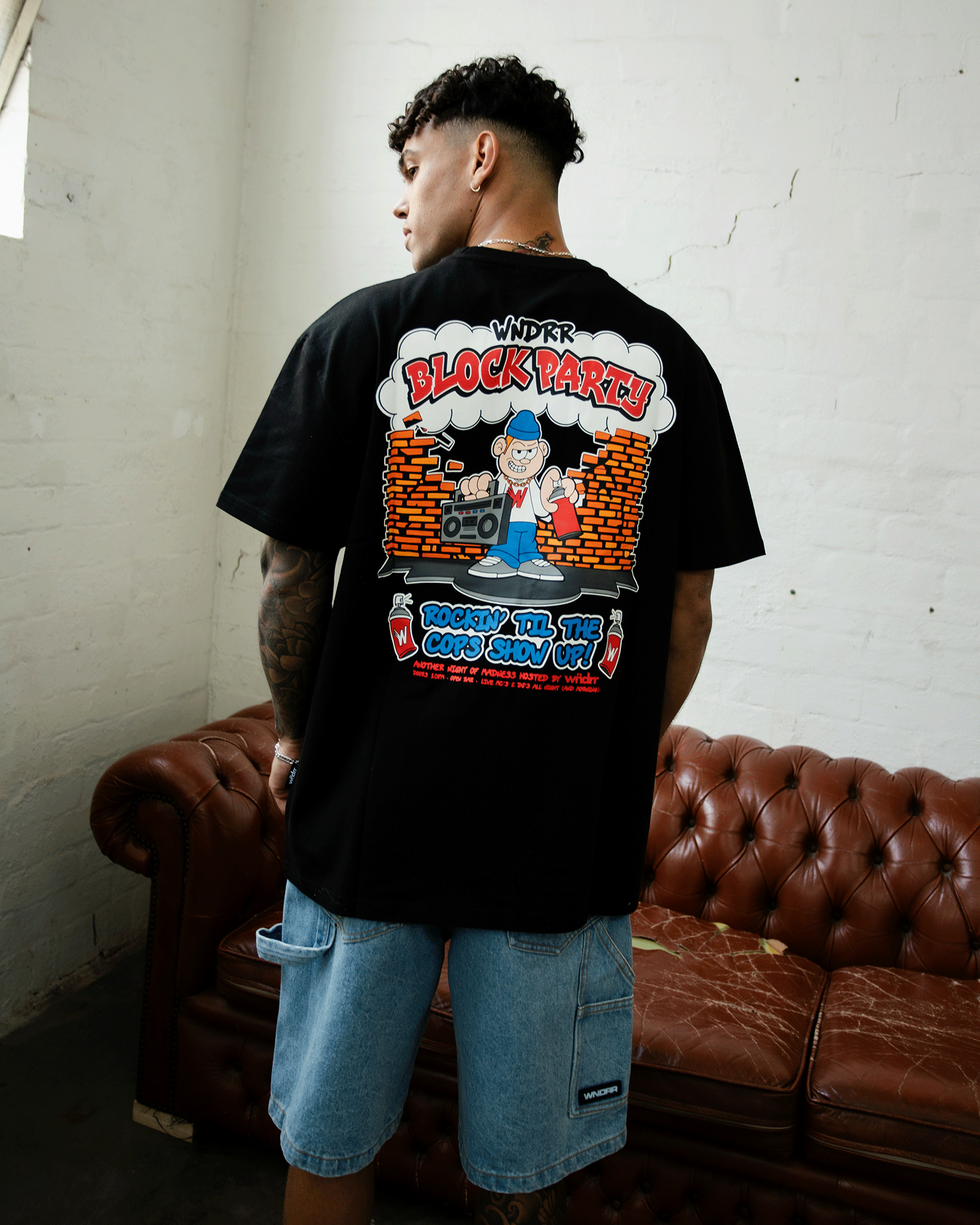 BLOCK PARTY BOX FIT TEE - BLACK