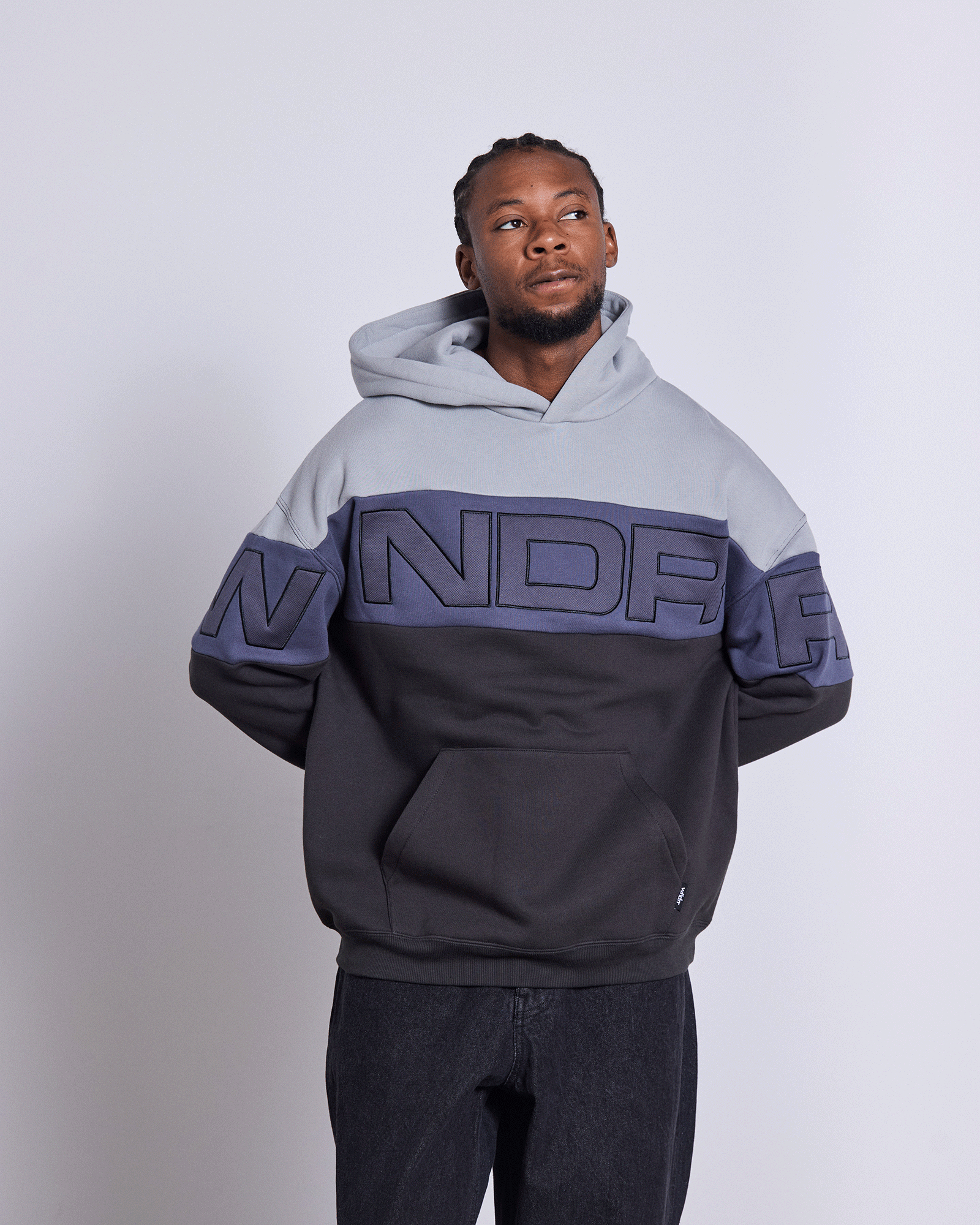 Model 184cm / Size M