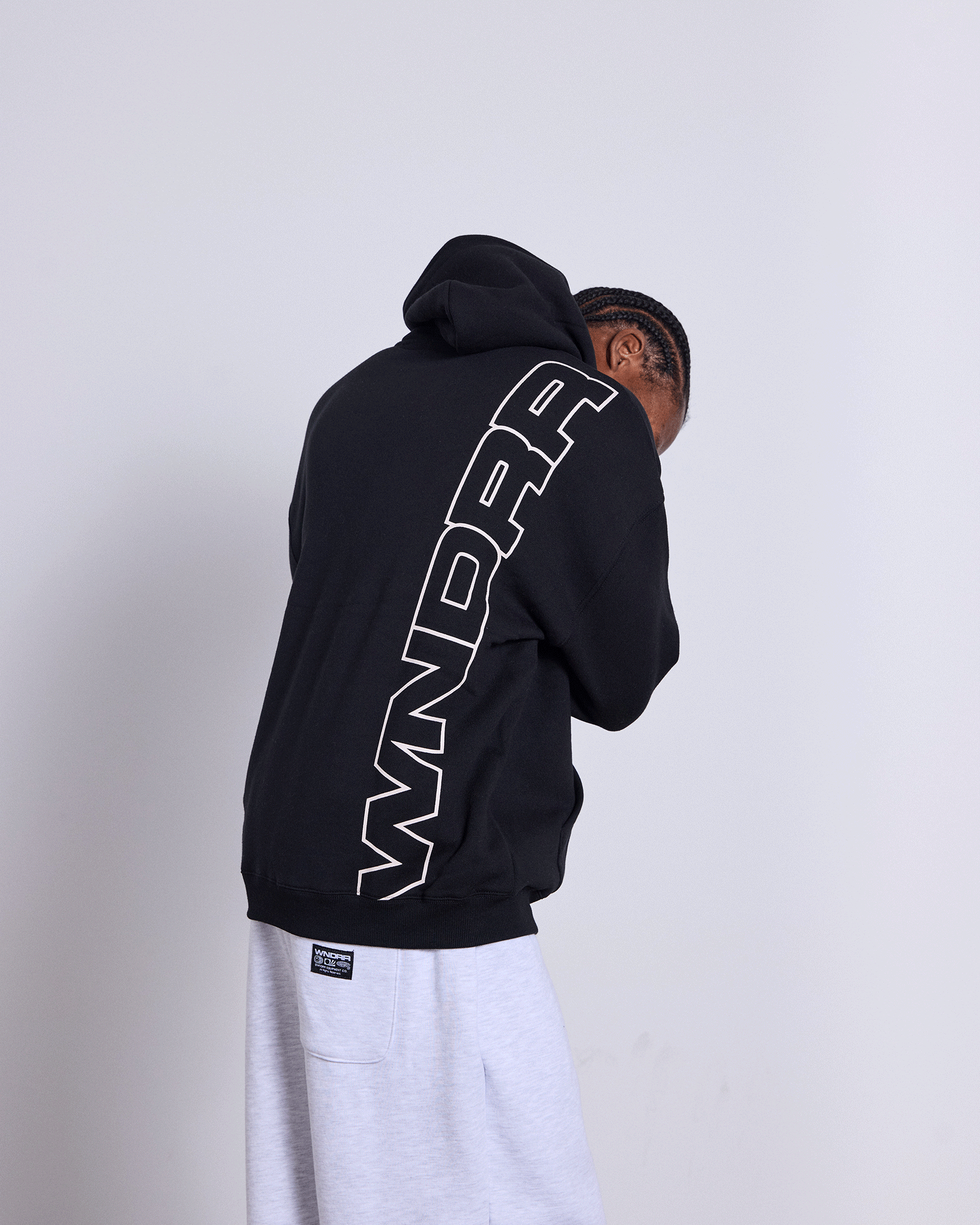 Model 184cm / Size M