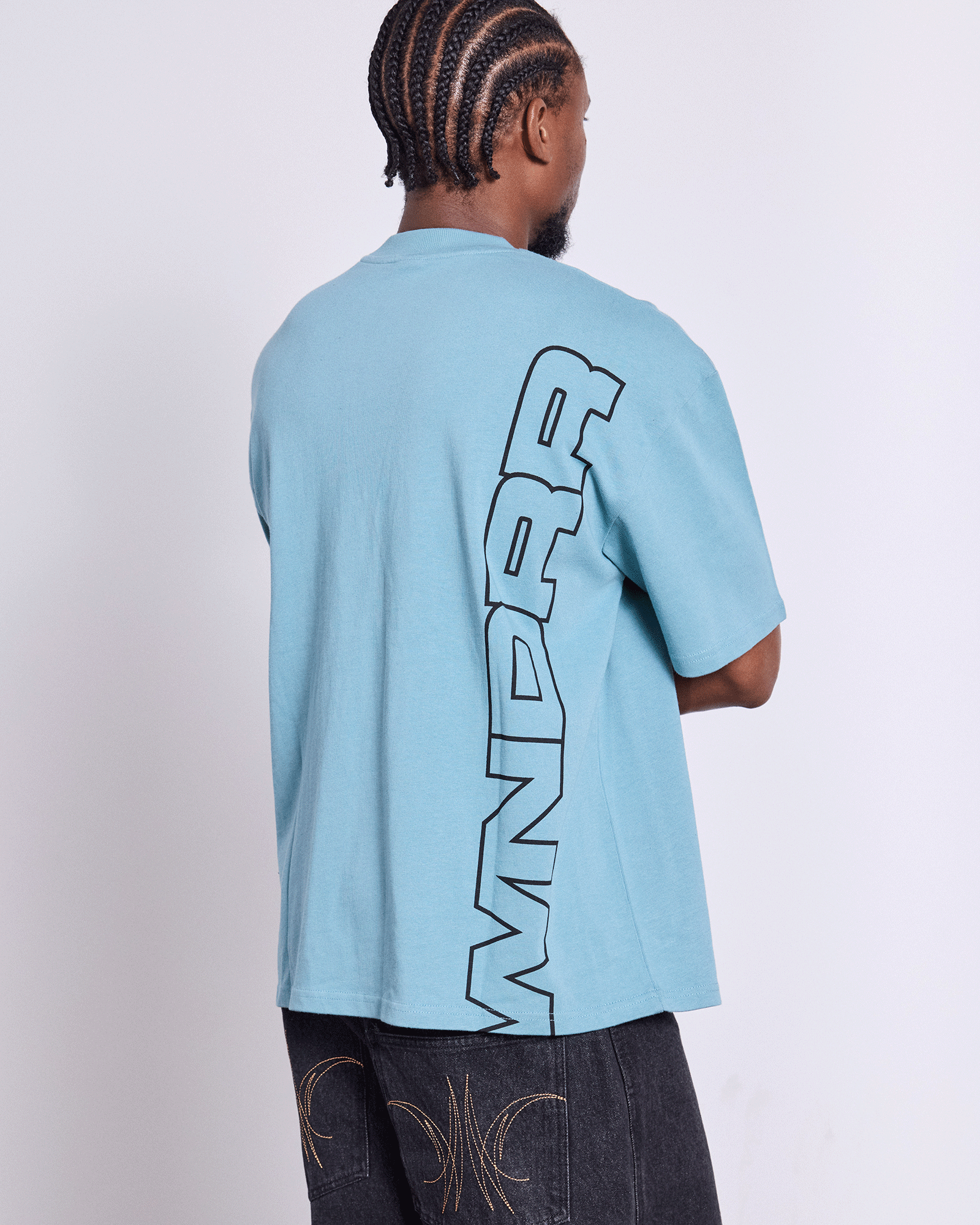 Model 184cm / Size M