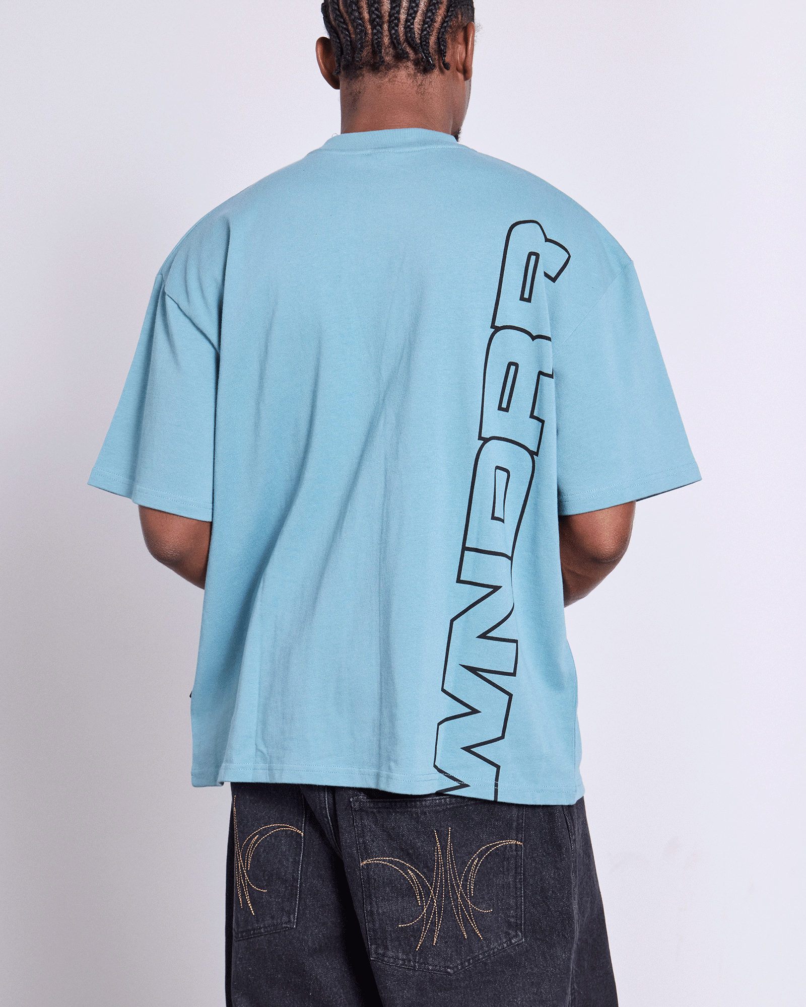Model 184cm / Size M