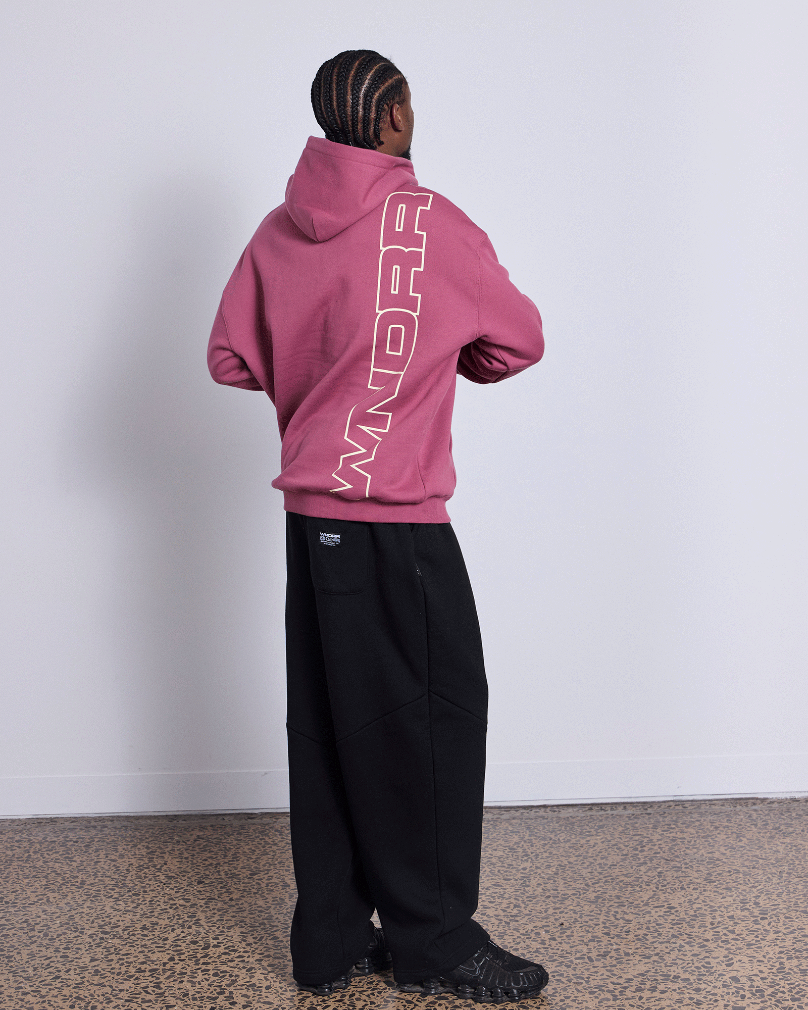 Model 184cm / Size M