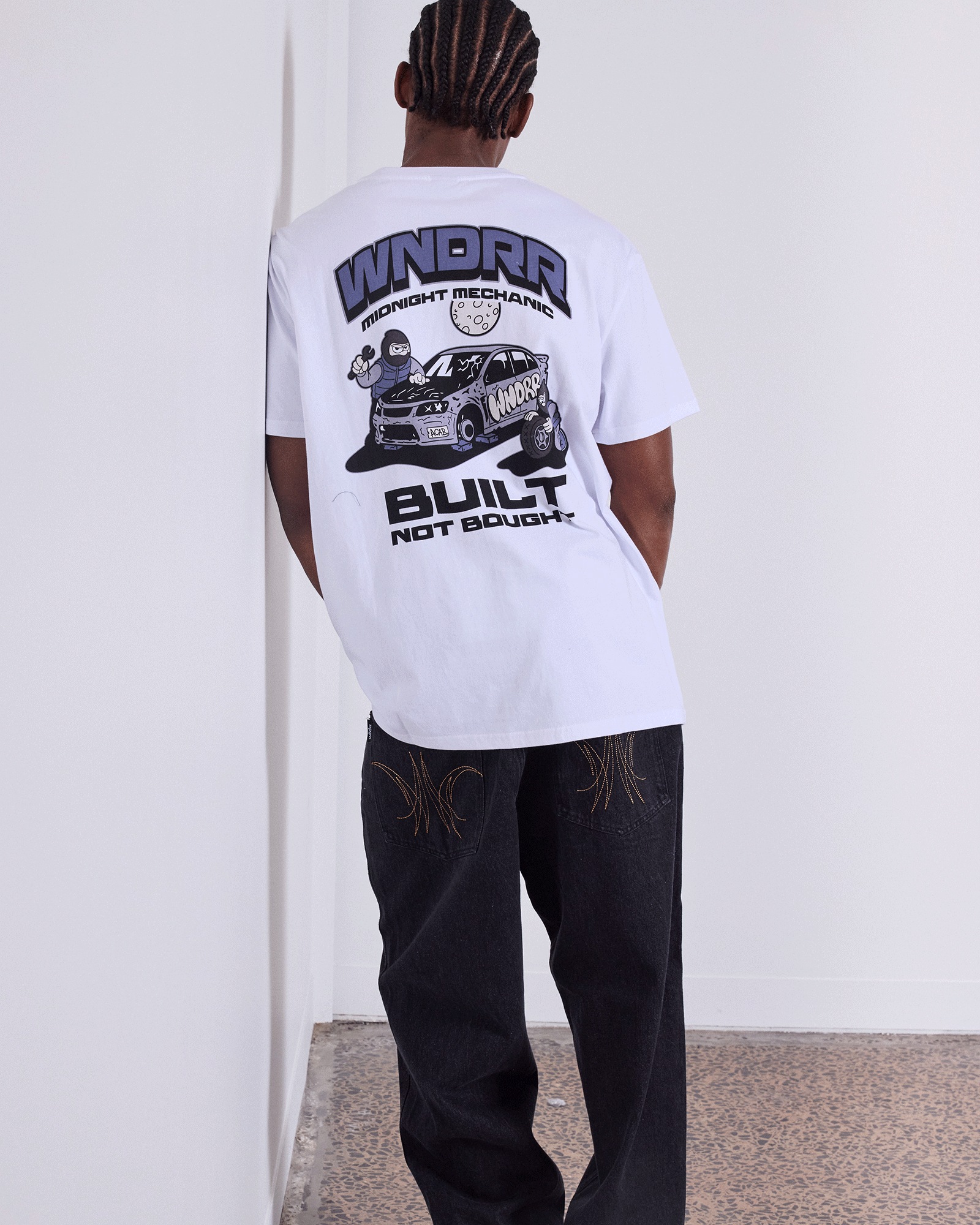 BUILT BOX FIT TEE - WHITE