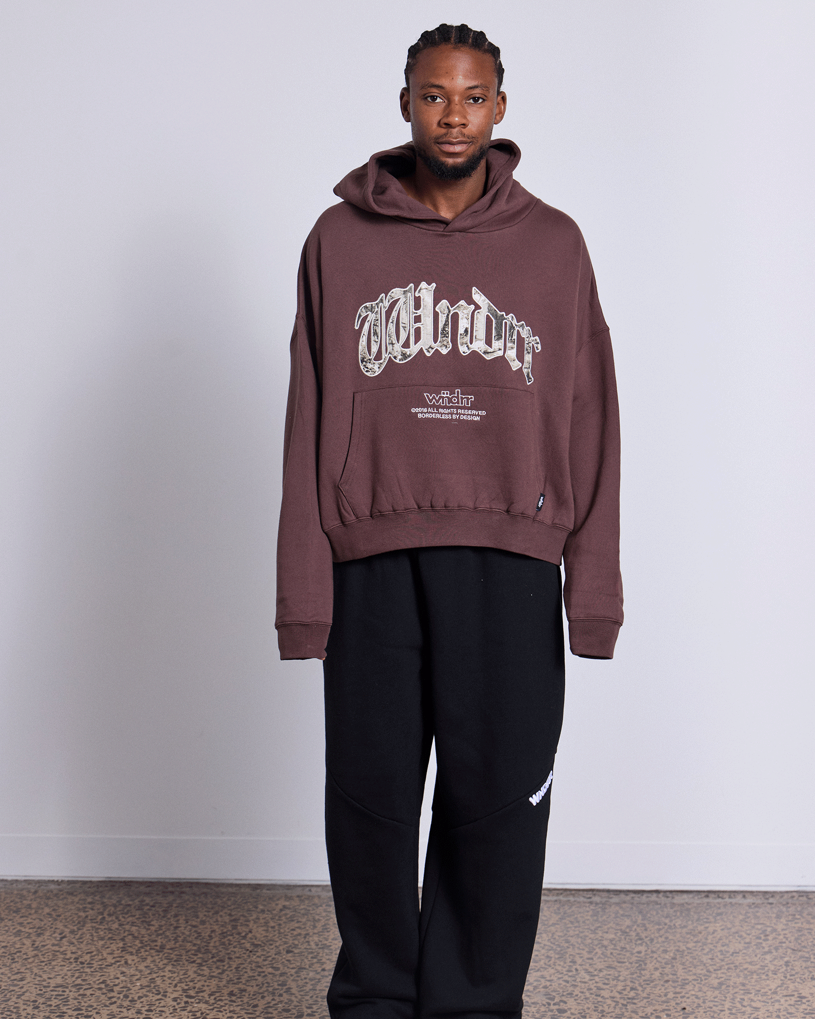 Model 184cm / Size M