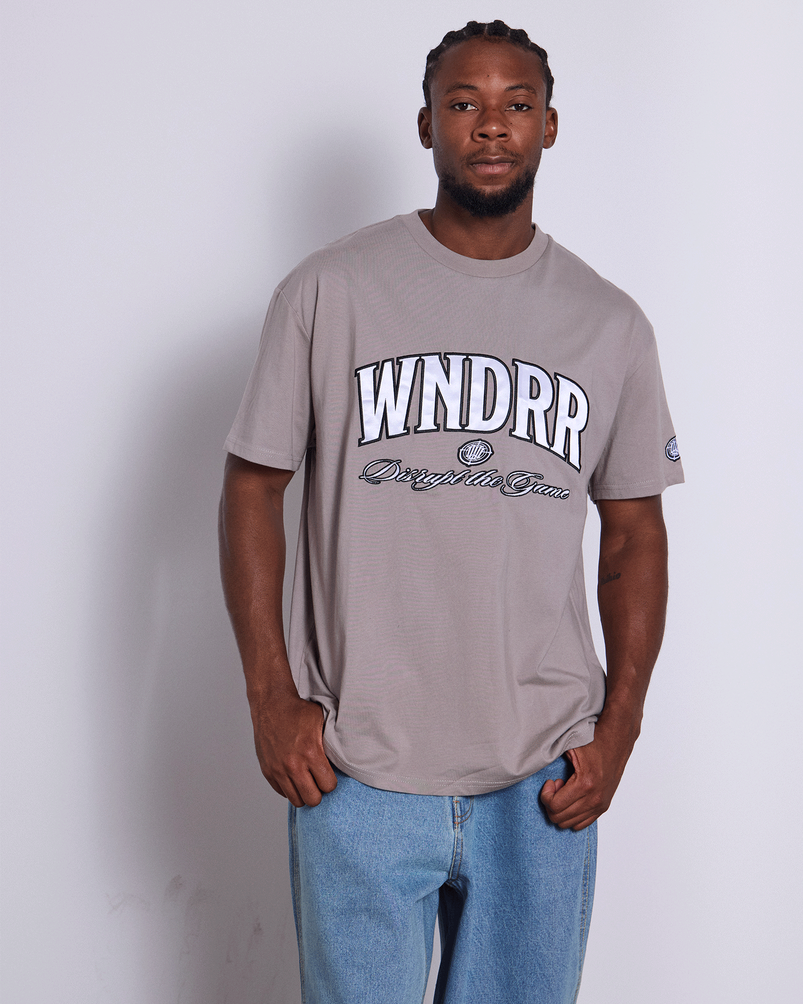 Model 184cm / Size M