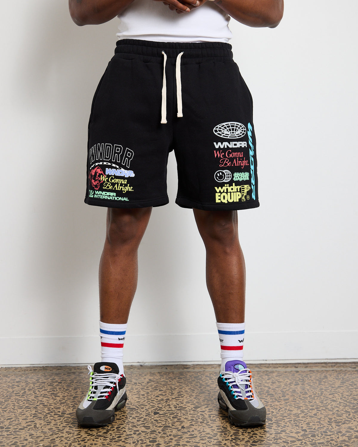 Model 183cm / Size L