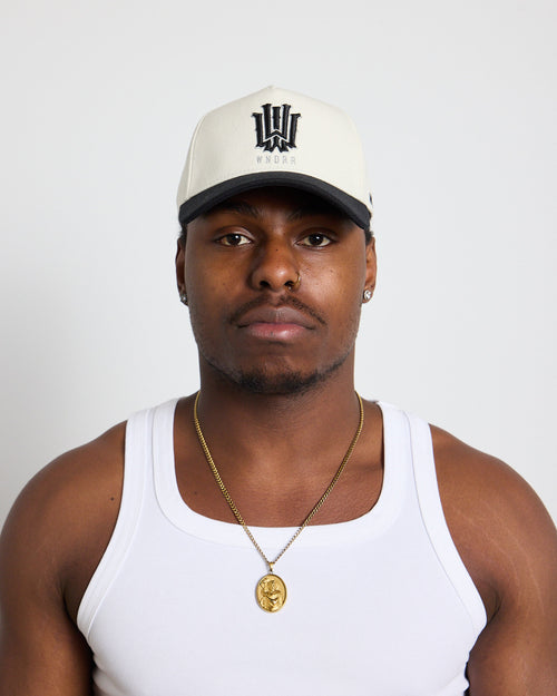 BLEACH CLASSIC SNAPBACK CAP - WHITE/BLACK