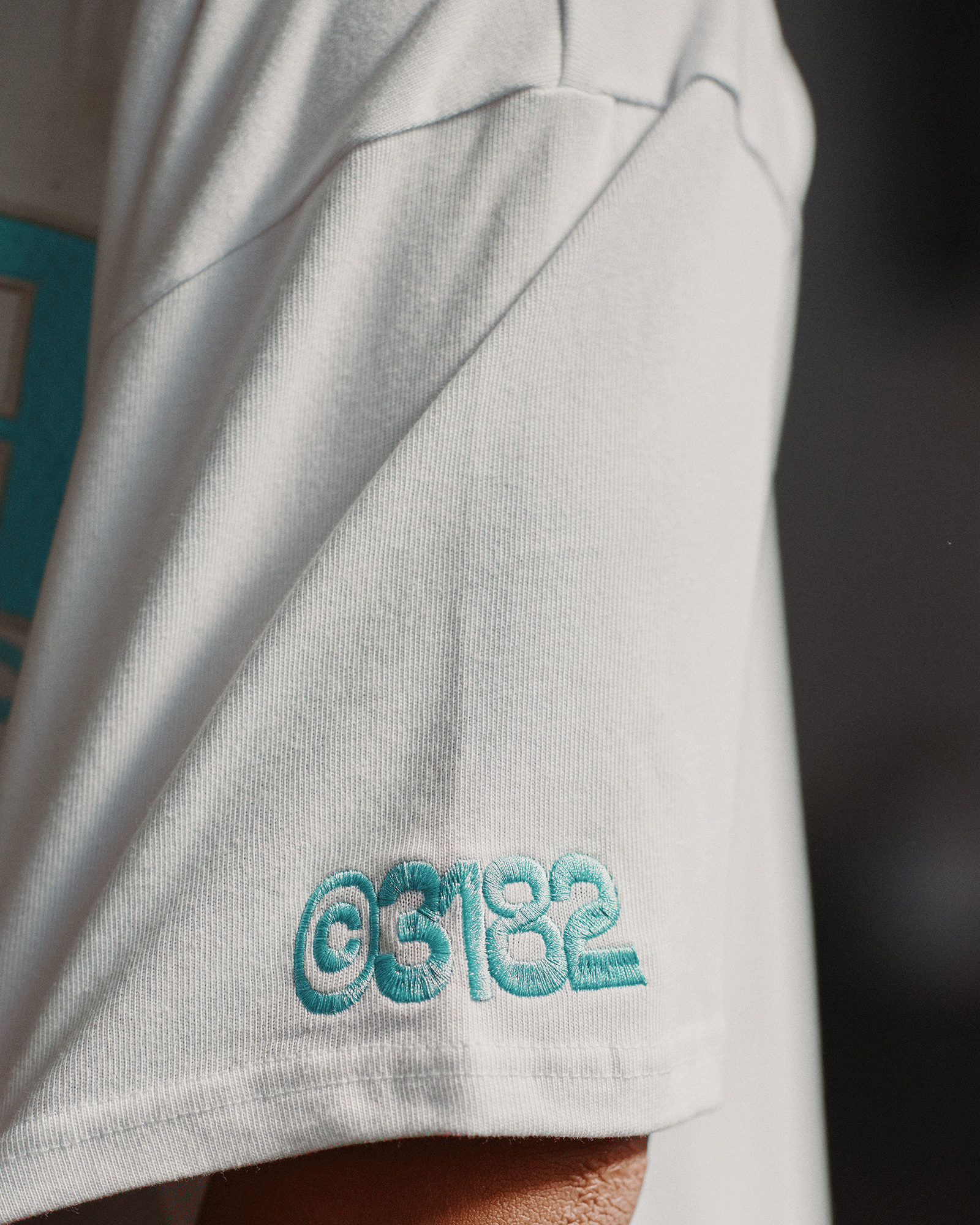 SHIFT HEAVY WEIGHT TEE - WHITE