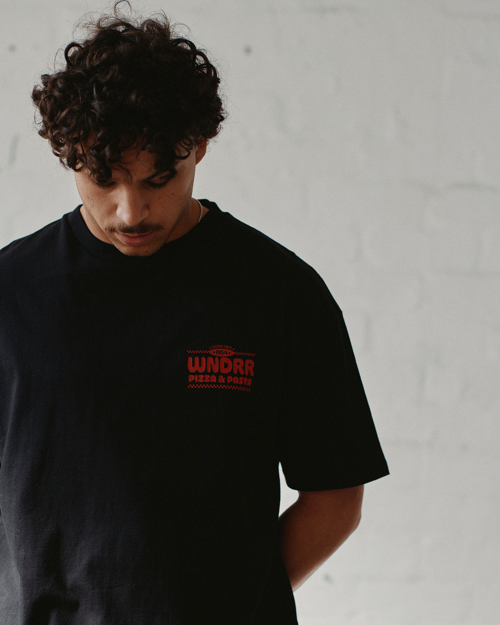 SLICING SINCE BOX FIT TEE - BLACK