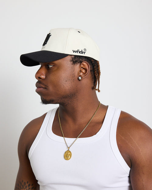 BLEACH CLASSIC SNAPBACK CAP - WHITE/BLACK
