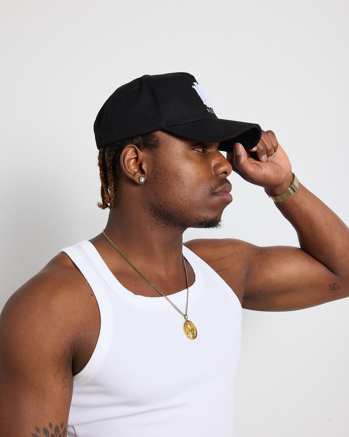 BLEACH CLASSIC SNAPBACK CAP - BLACK
