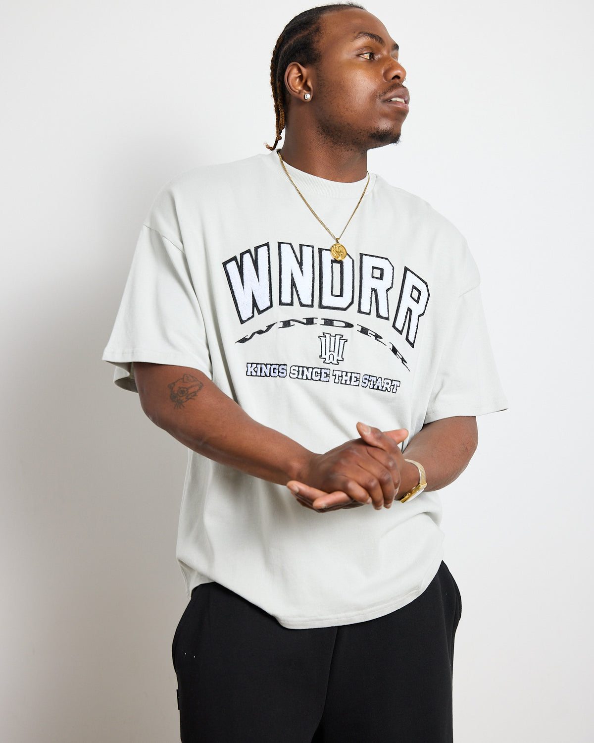 Model 183cm / Size L