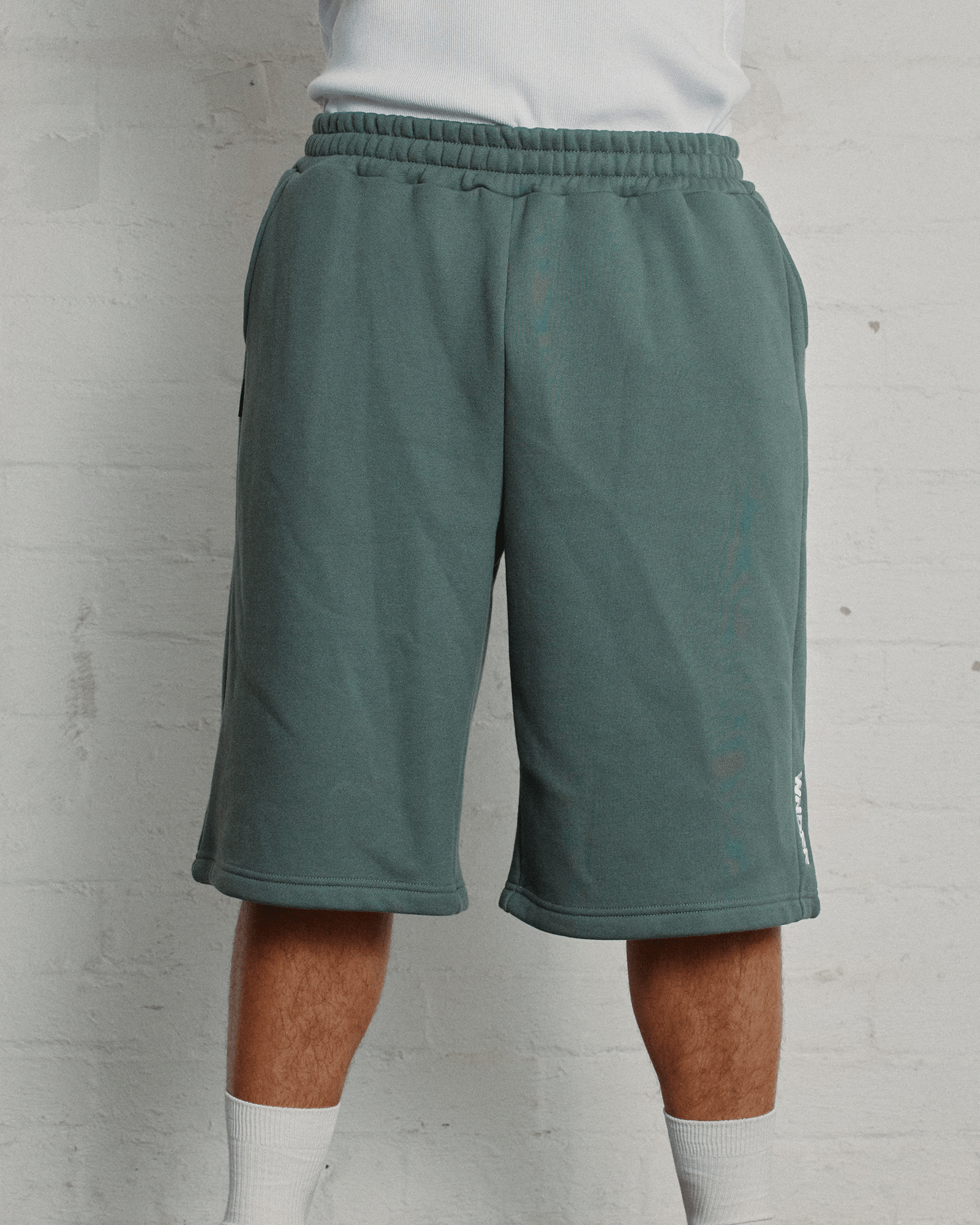 HALO TRACKSHORT - DARK GREEN