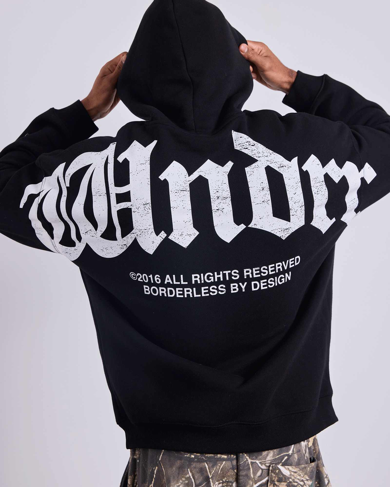 Model 193cm / Size L