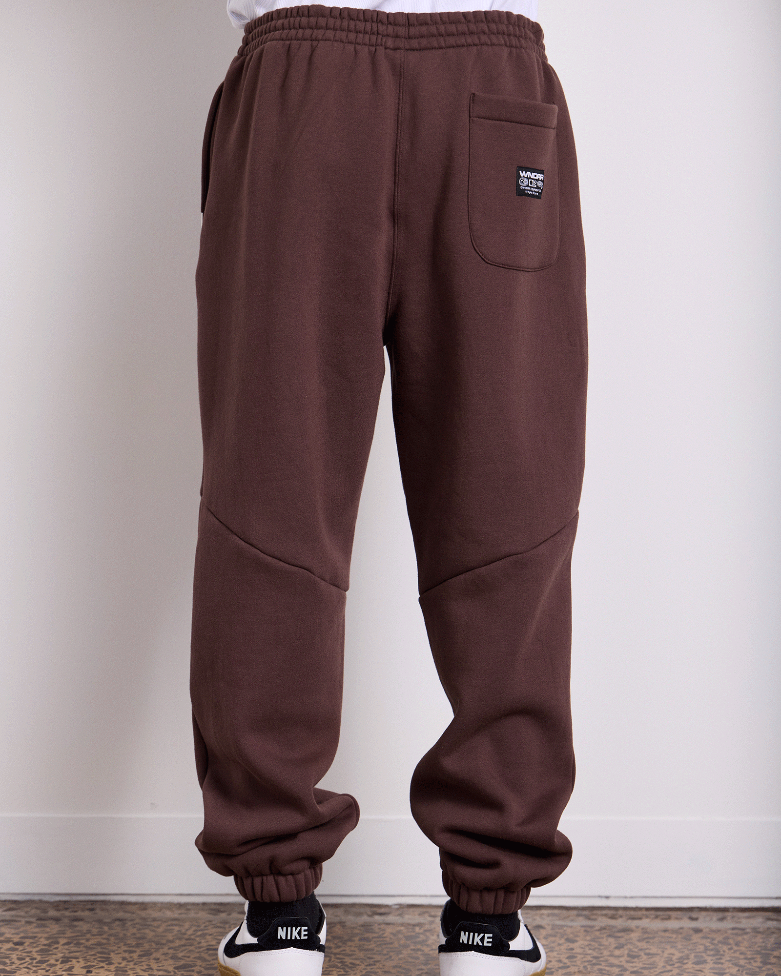 HALO BAGGY TRACKPANT - BROWN