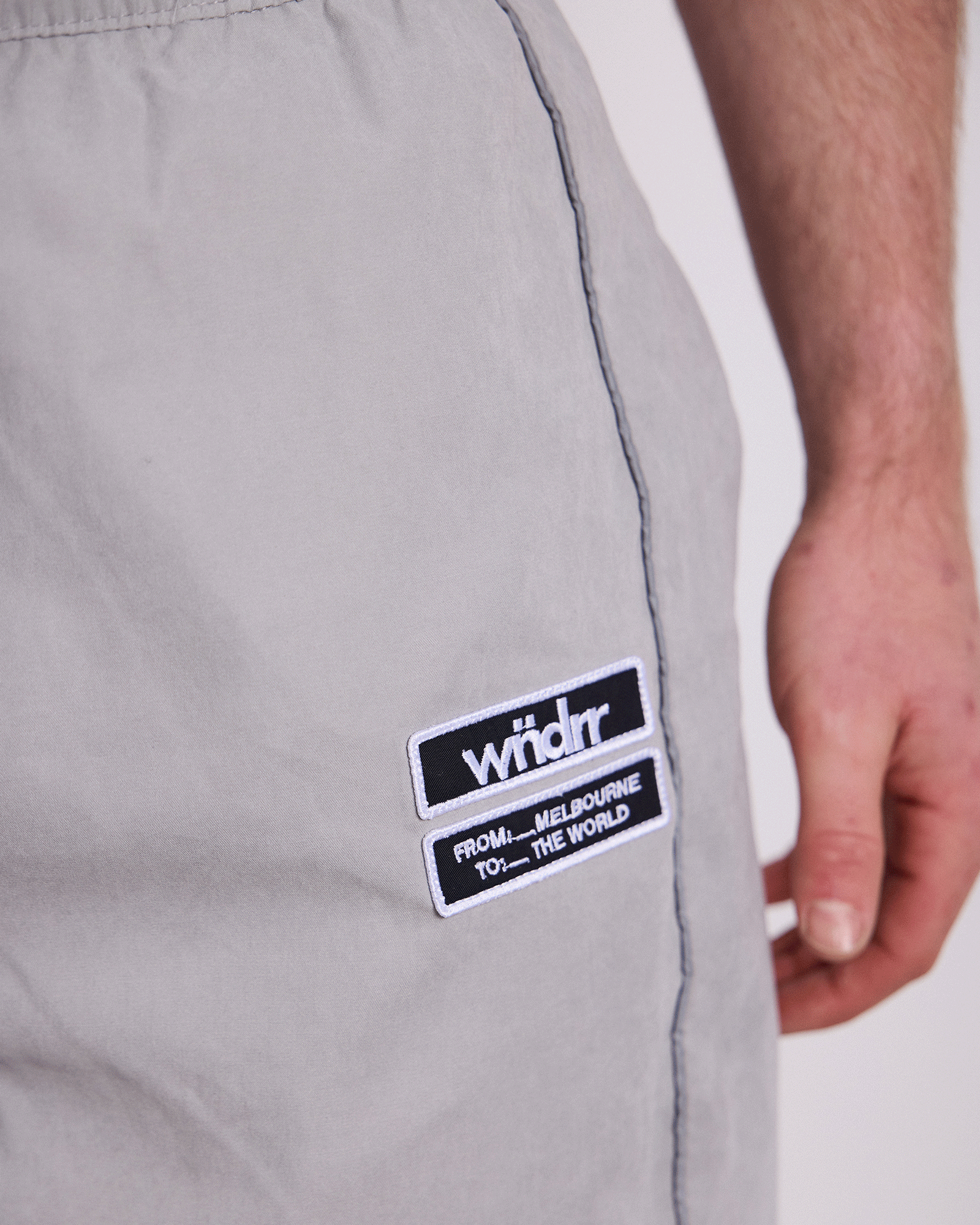 THE WORLD SPORT TRACKPANT - OYSTER