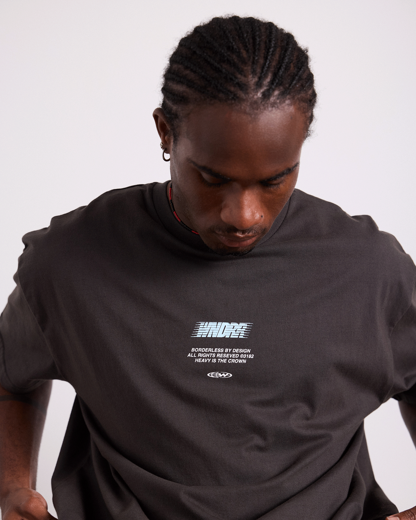 BORDERLESS BOX FIT TEE - FADED BLACK