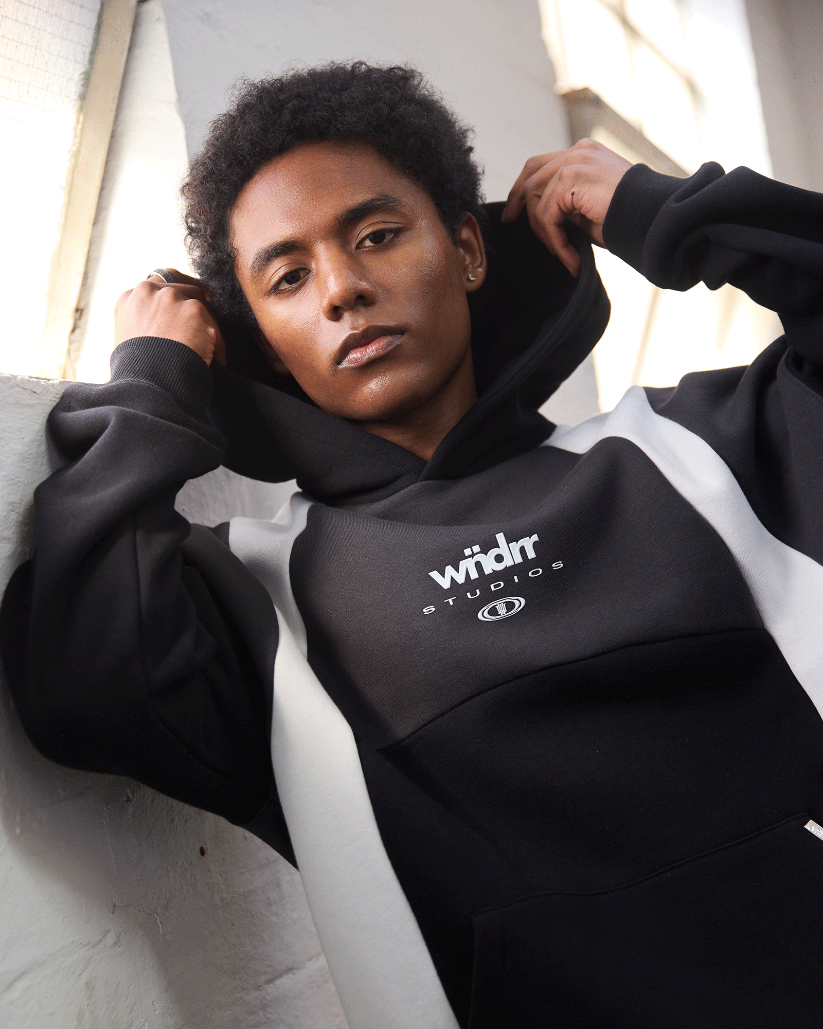 FRAMED PANEL HOOD SWEAT - BLACK/OYSTER