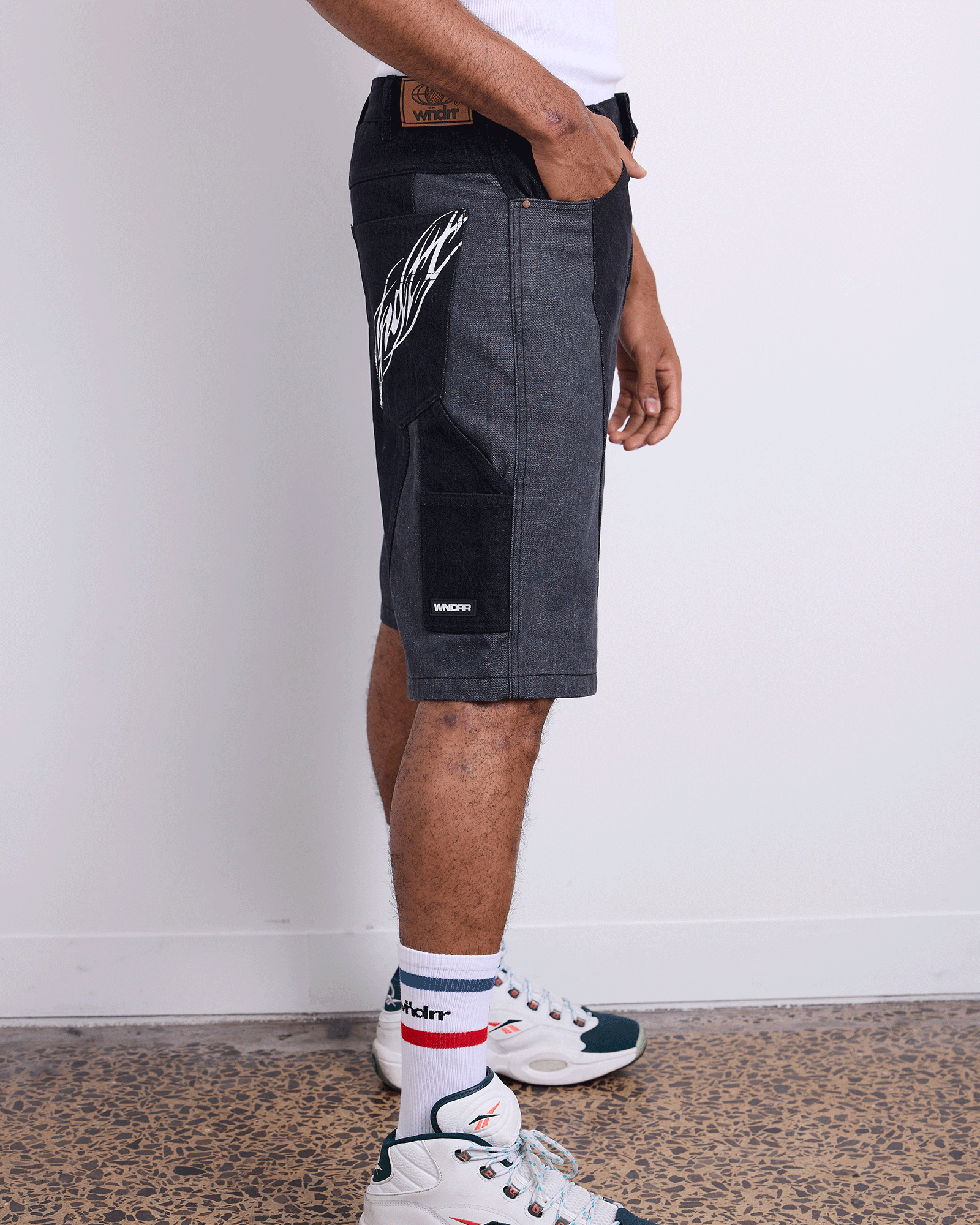 Model 193cm / Size 34