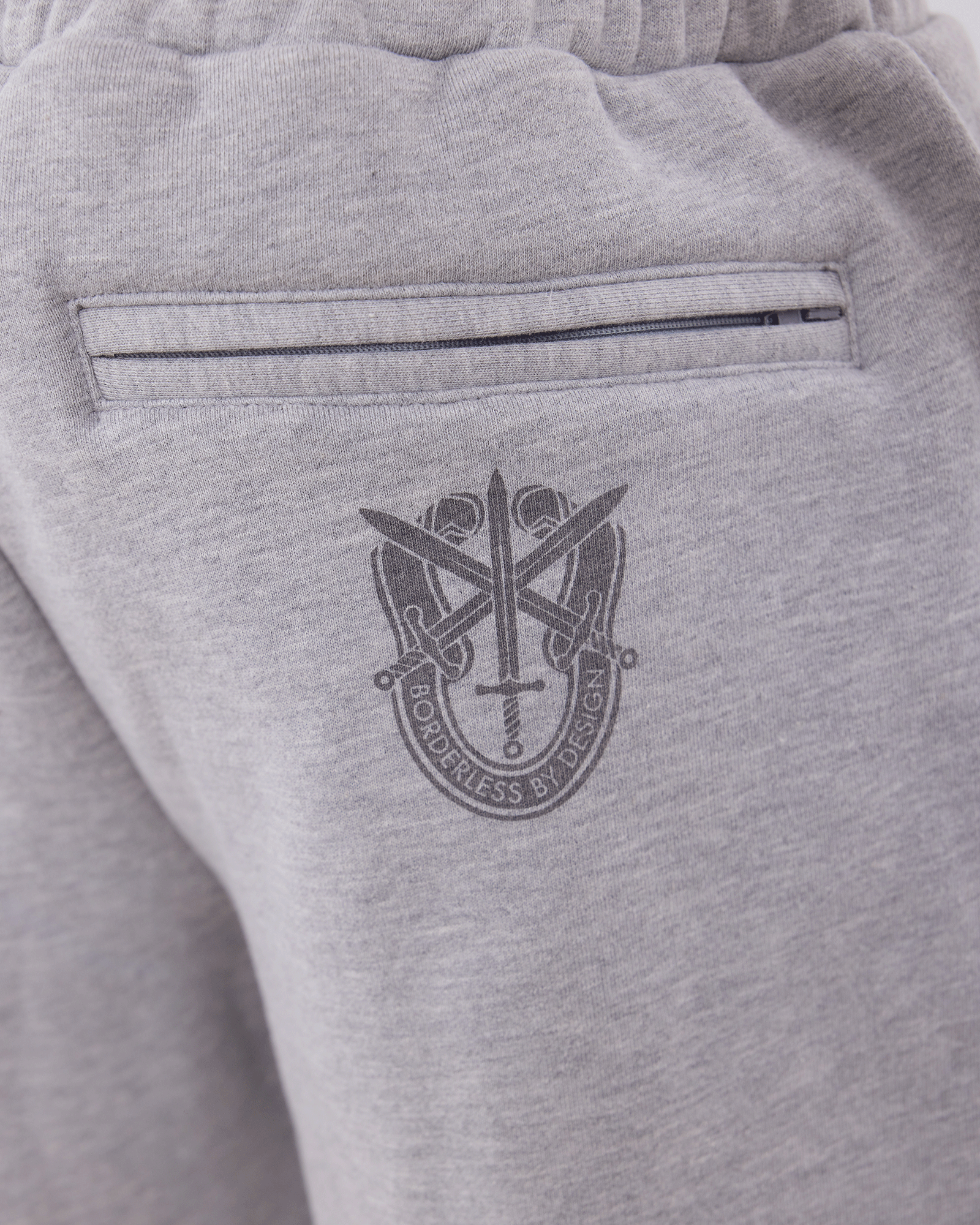 RIOT TECH TRACKSHORT - GREY MARLE