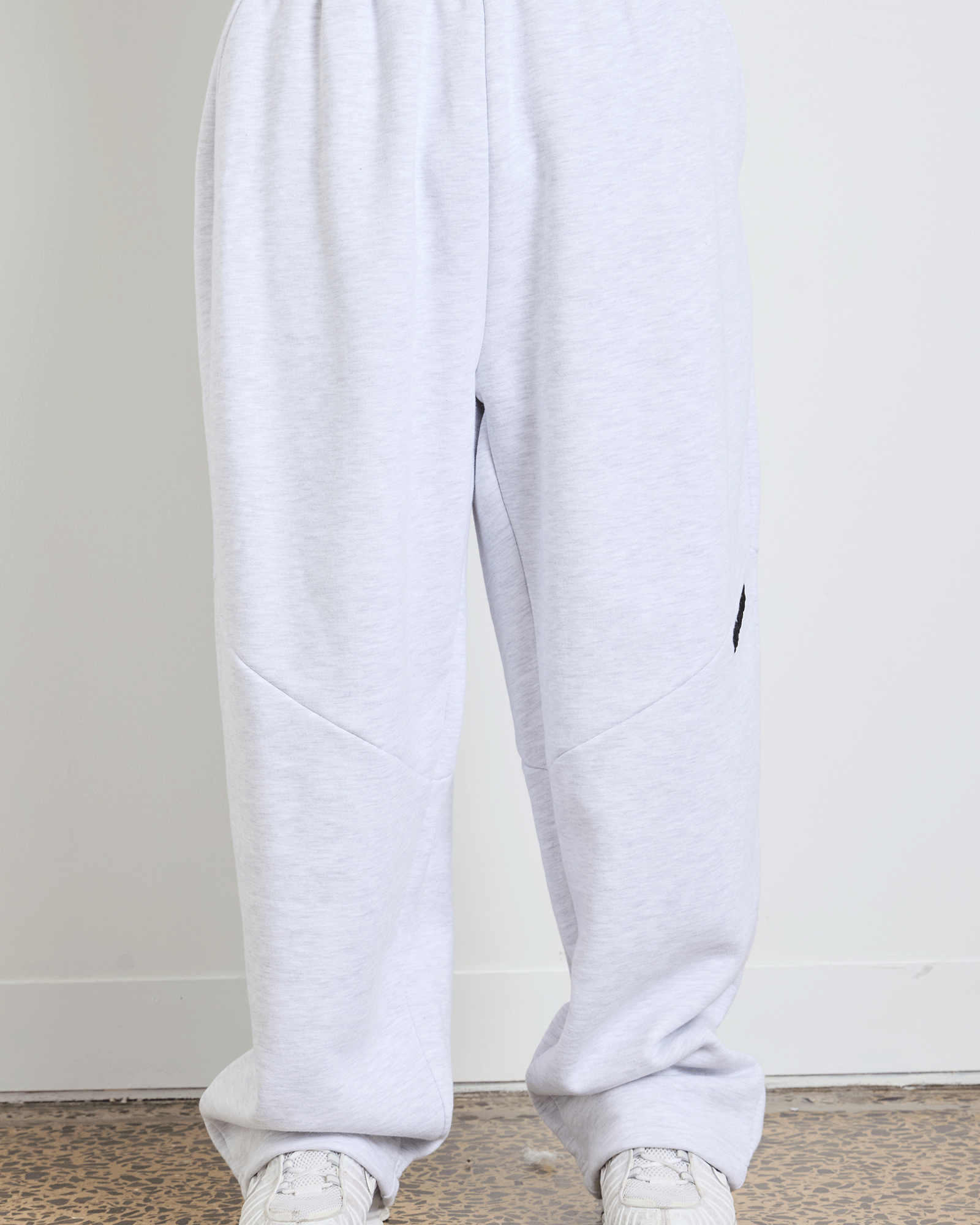 HALO JUMBO TRACKPANT - WHITE MARLE
