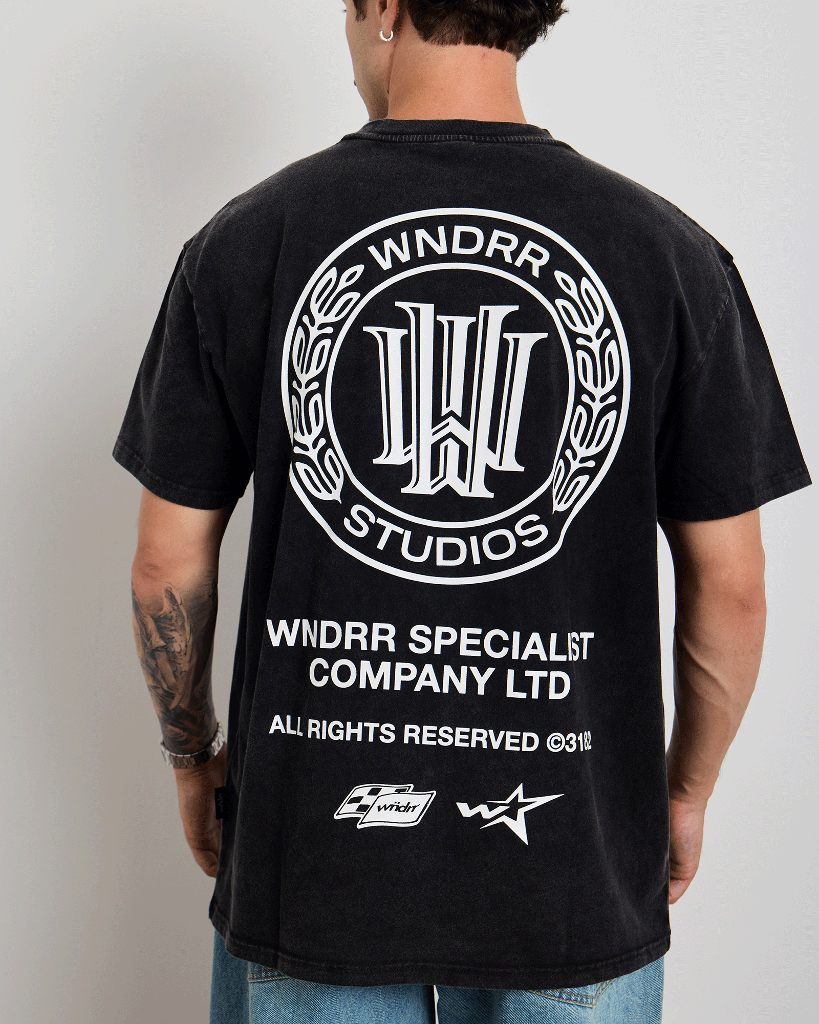 VELOCITY BOX FIT TEE - WASHED BLACK