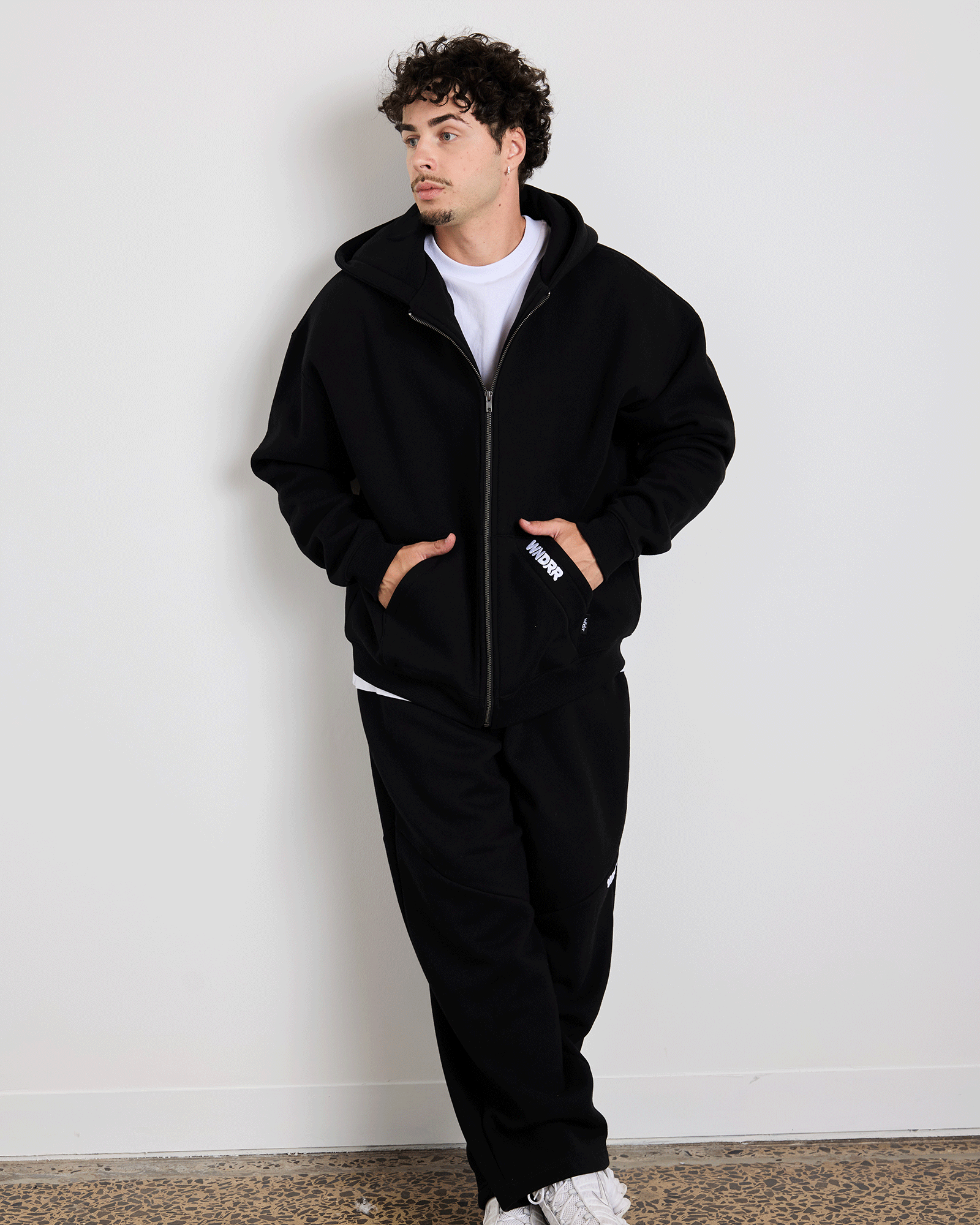 HALO ZIP HOOD SWEAT - BLACK