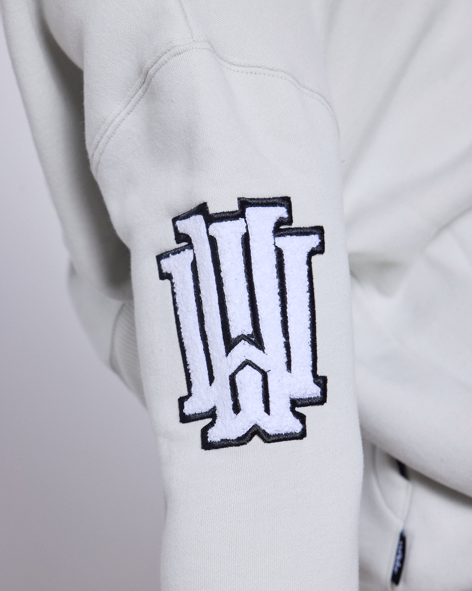 INSTITUTE HOOD SWEAT - OYSTER