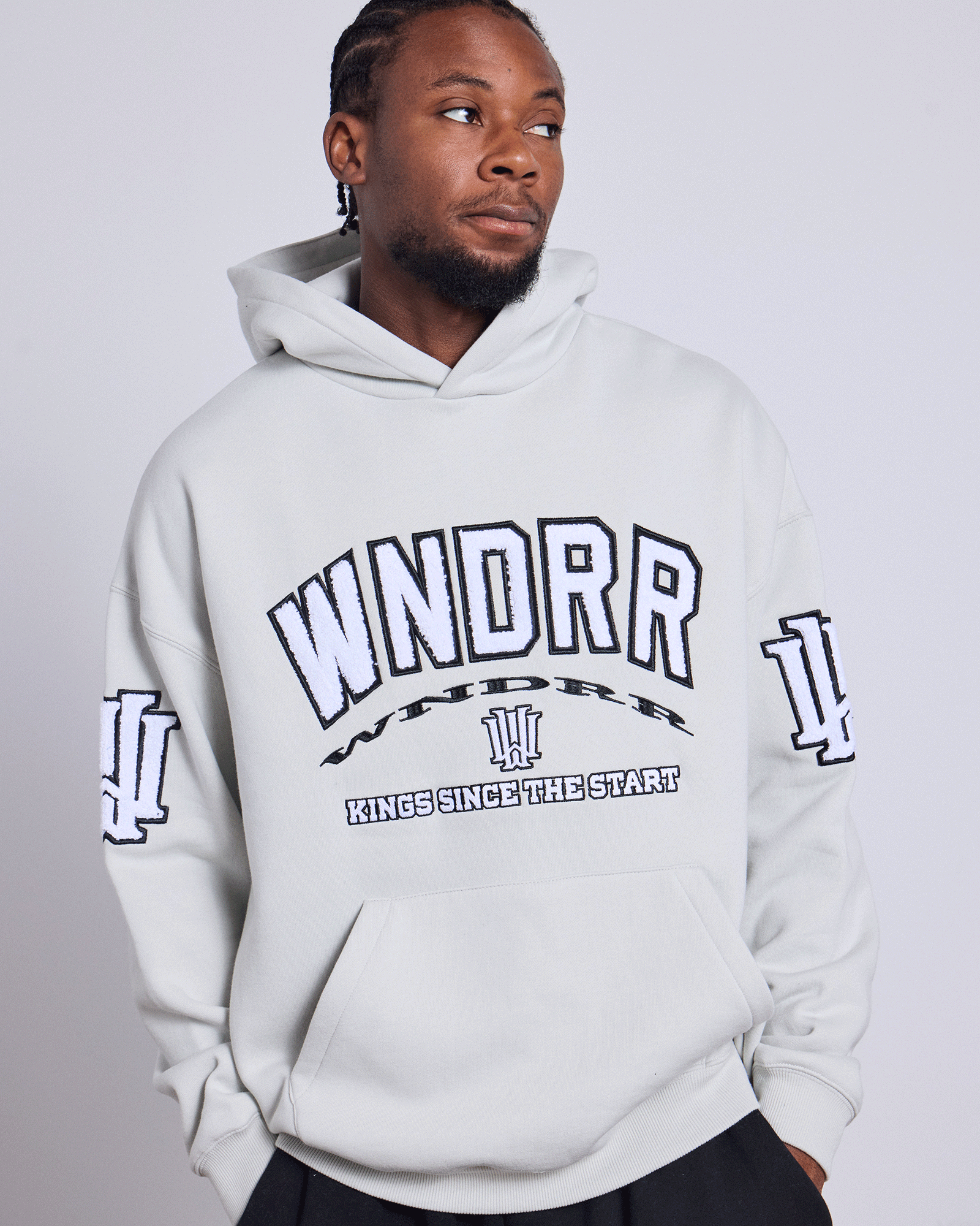 Model 184cm / Size M