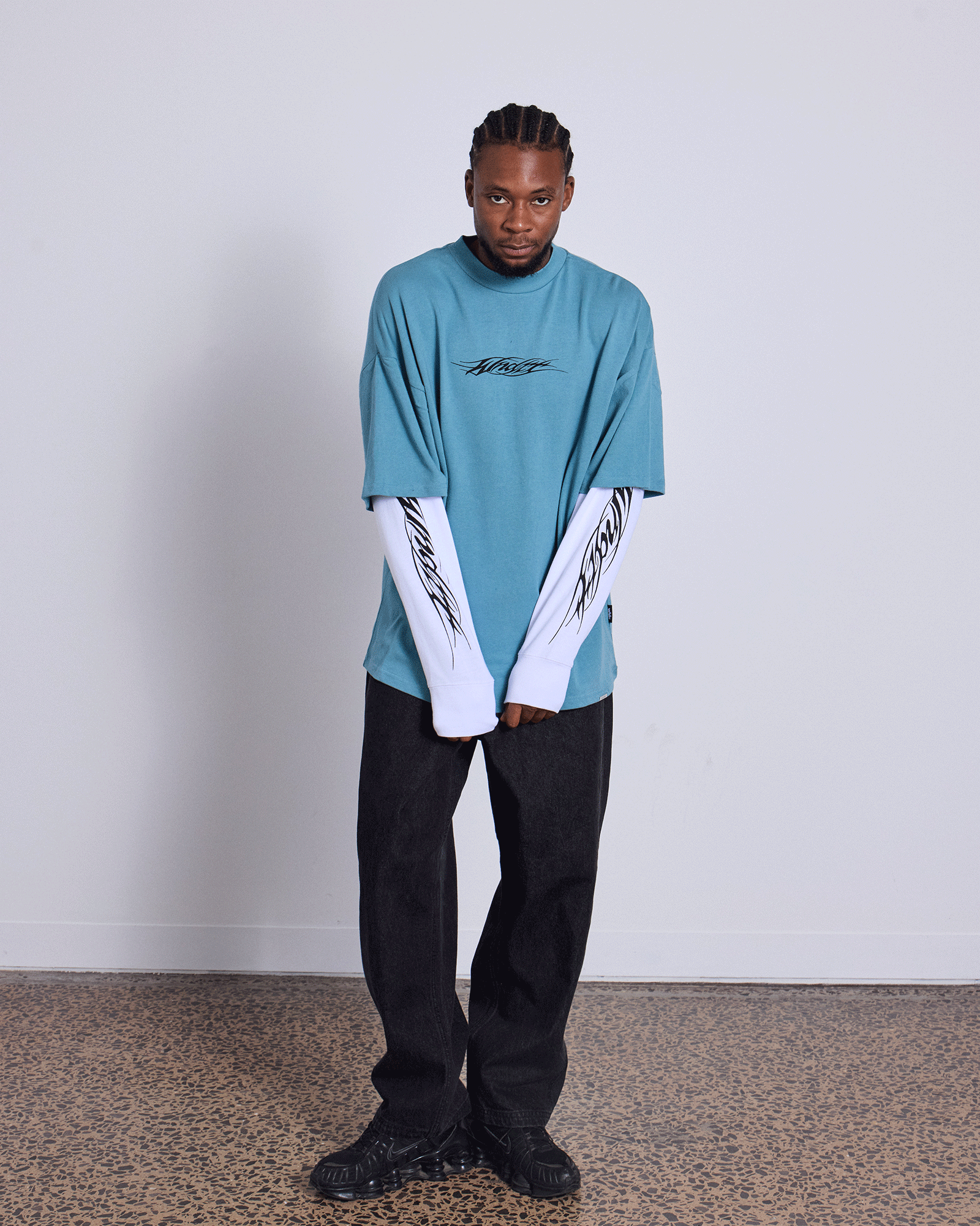 Model 184cm / Size L