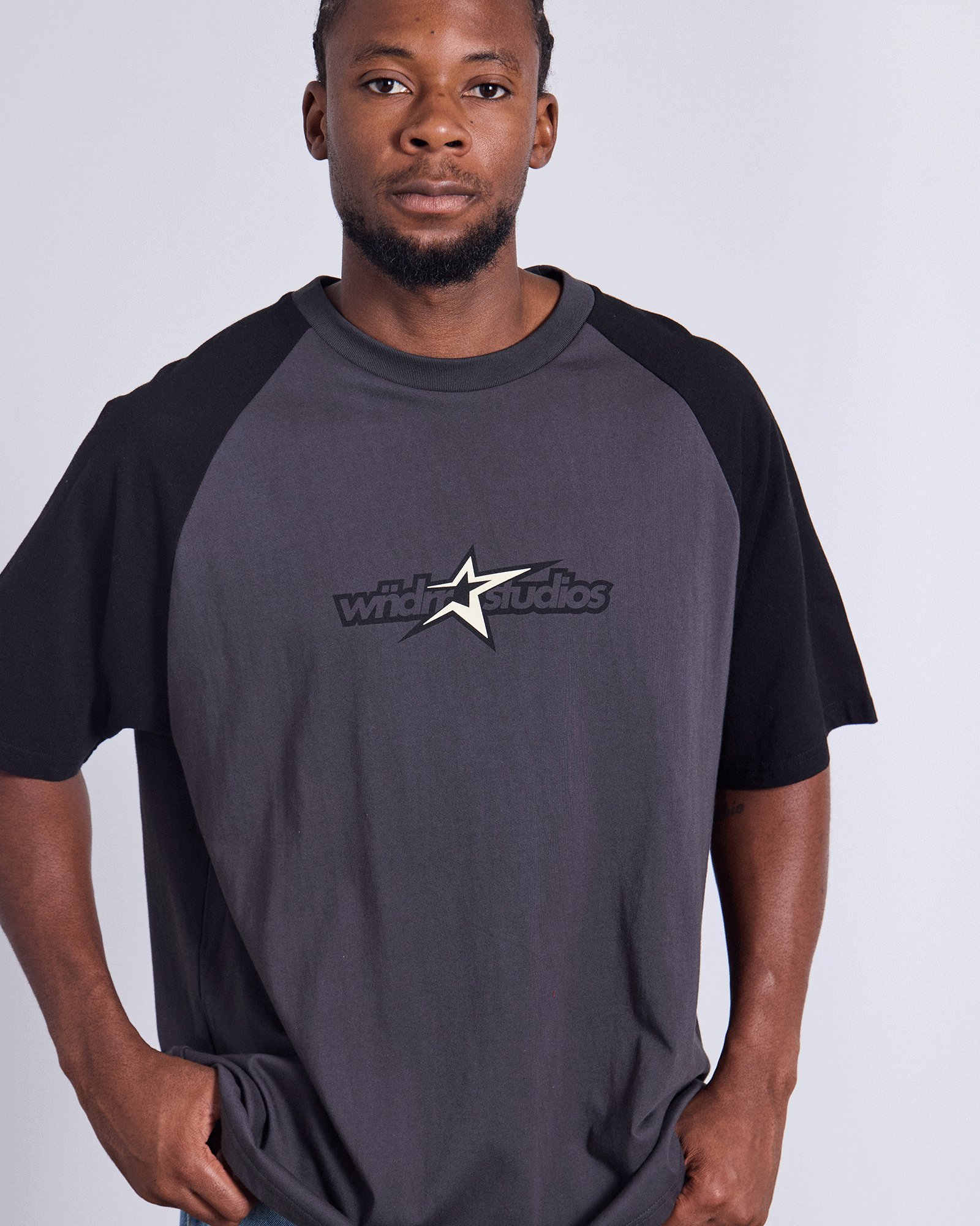 STXR RAGLAN BOX FIT TEE - GREY/BLACK