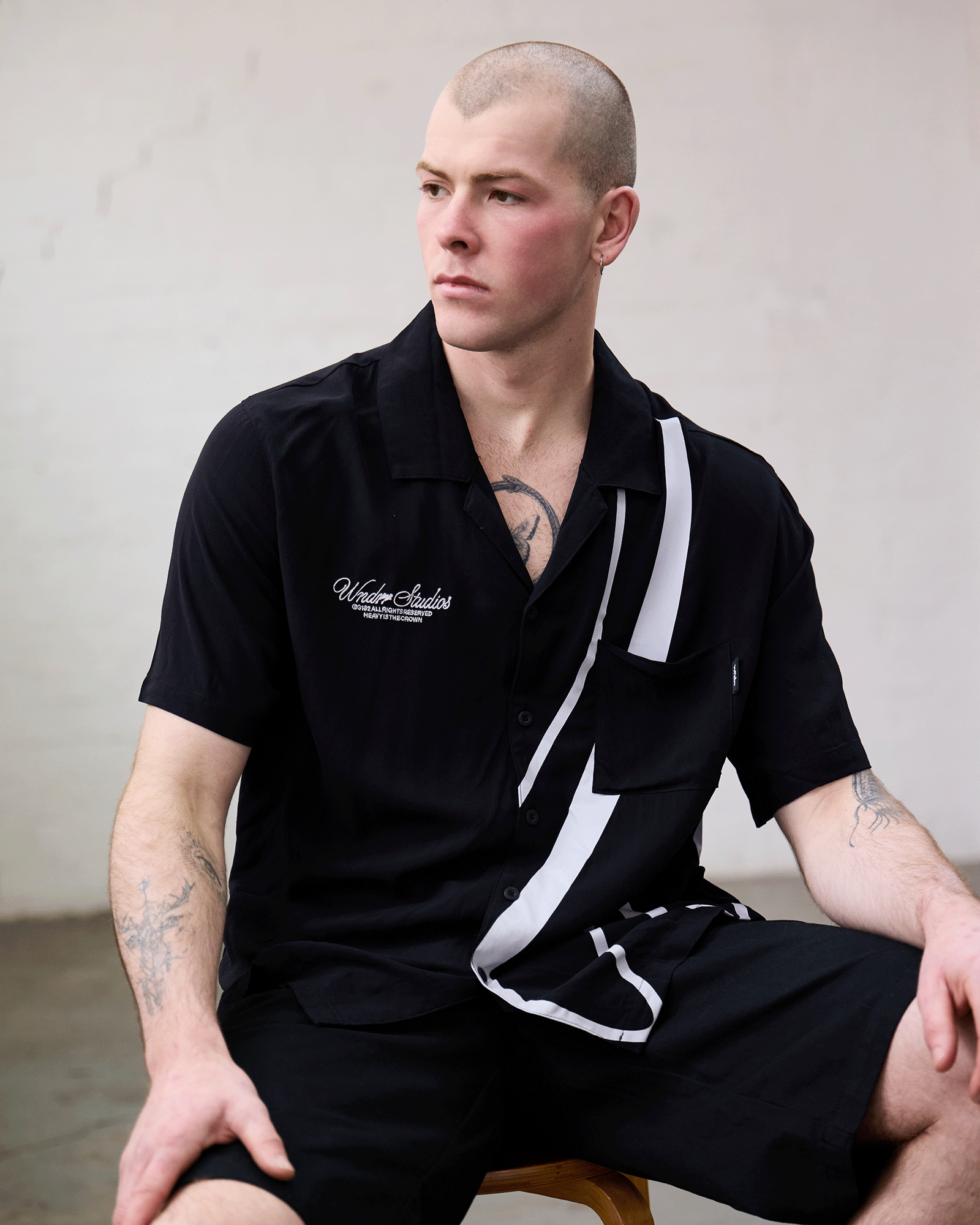 LOFTS S/S SHIRT - BLACK