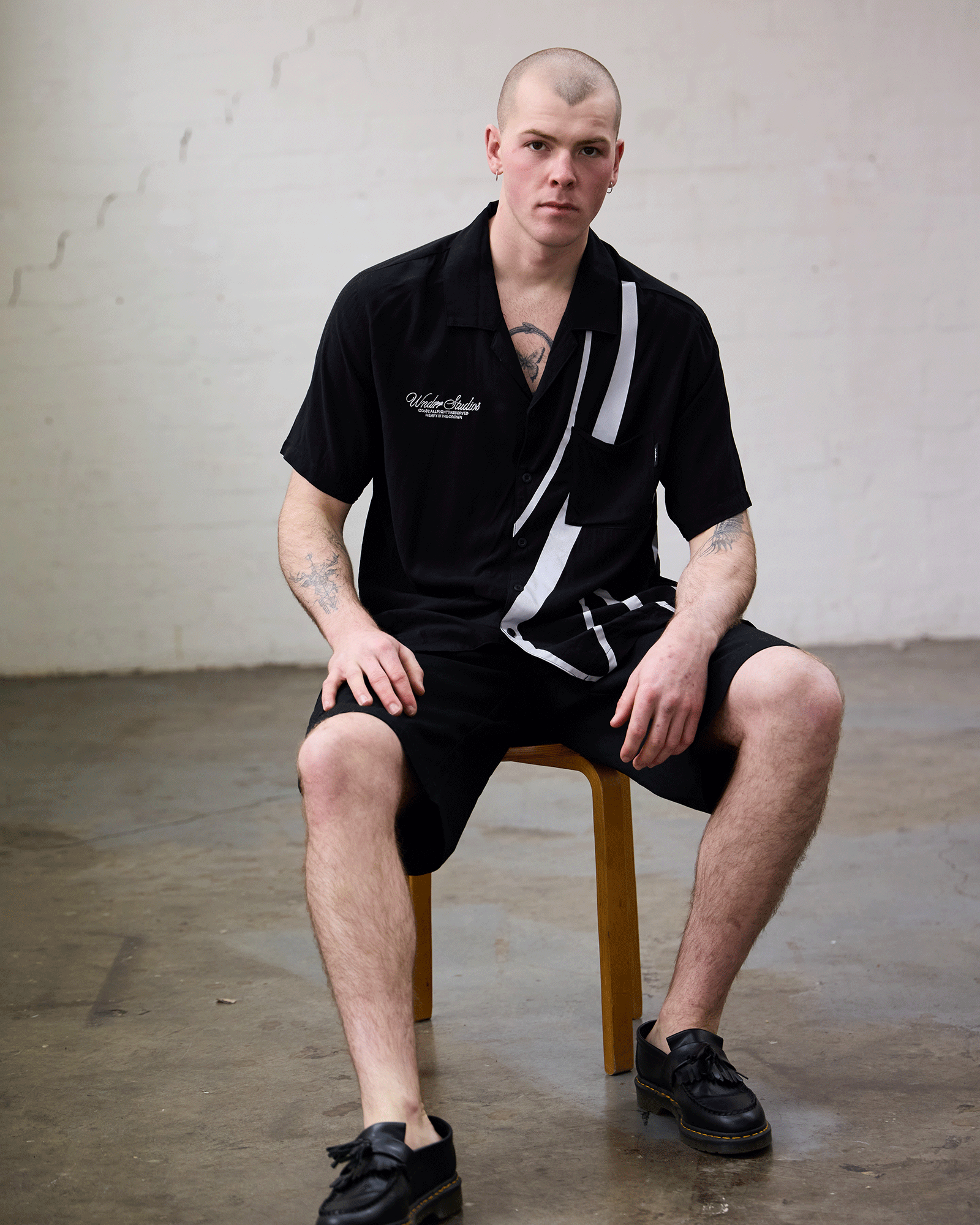 LOFTS S/S SHIRT - BLACK