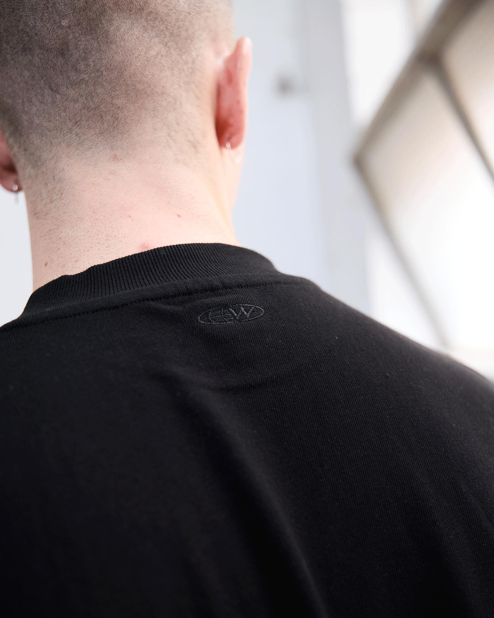 BRIDGE HEAVY WEIGHT TEE - BLACK