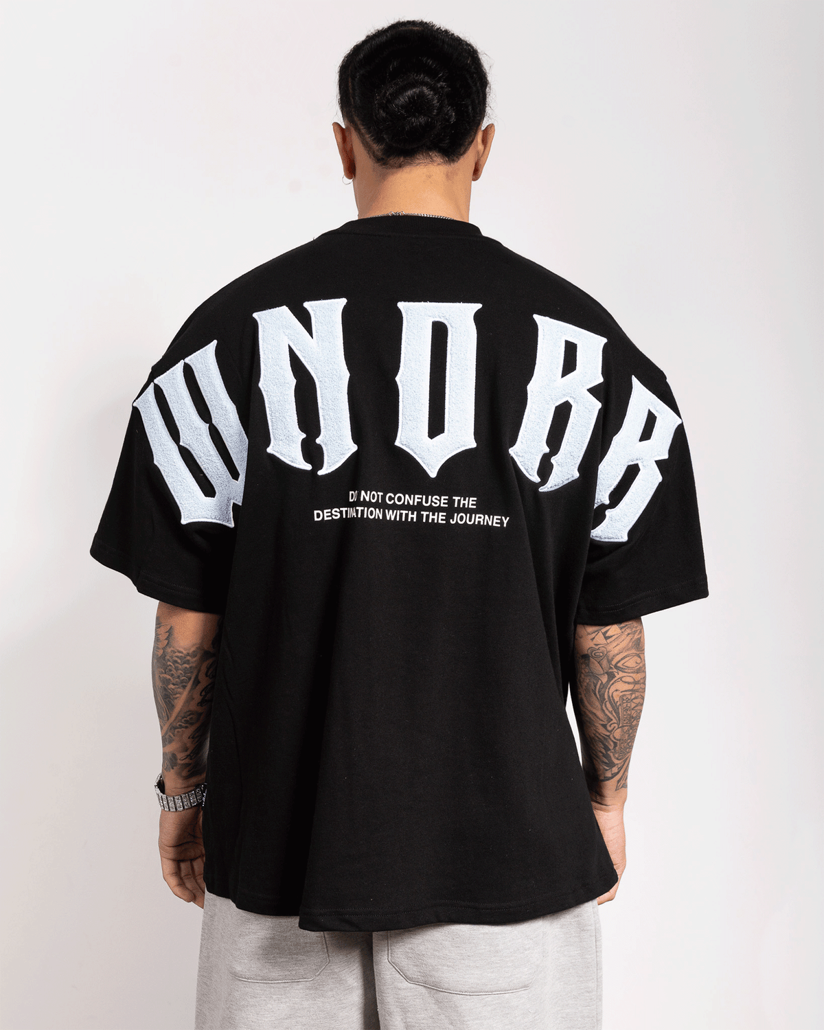 Model 182cm / Size L