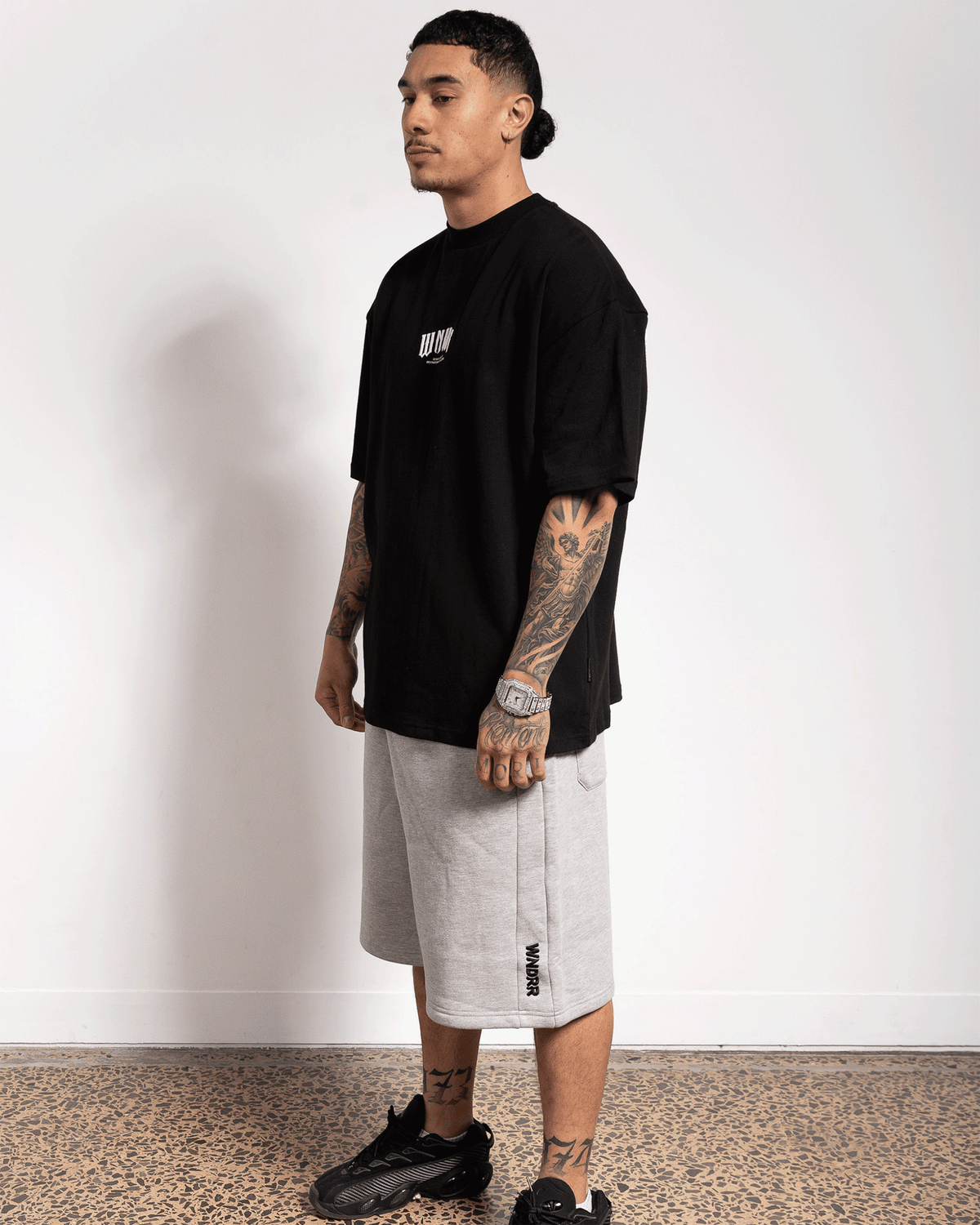 Model 182cm / Size L