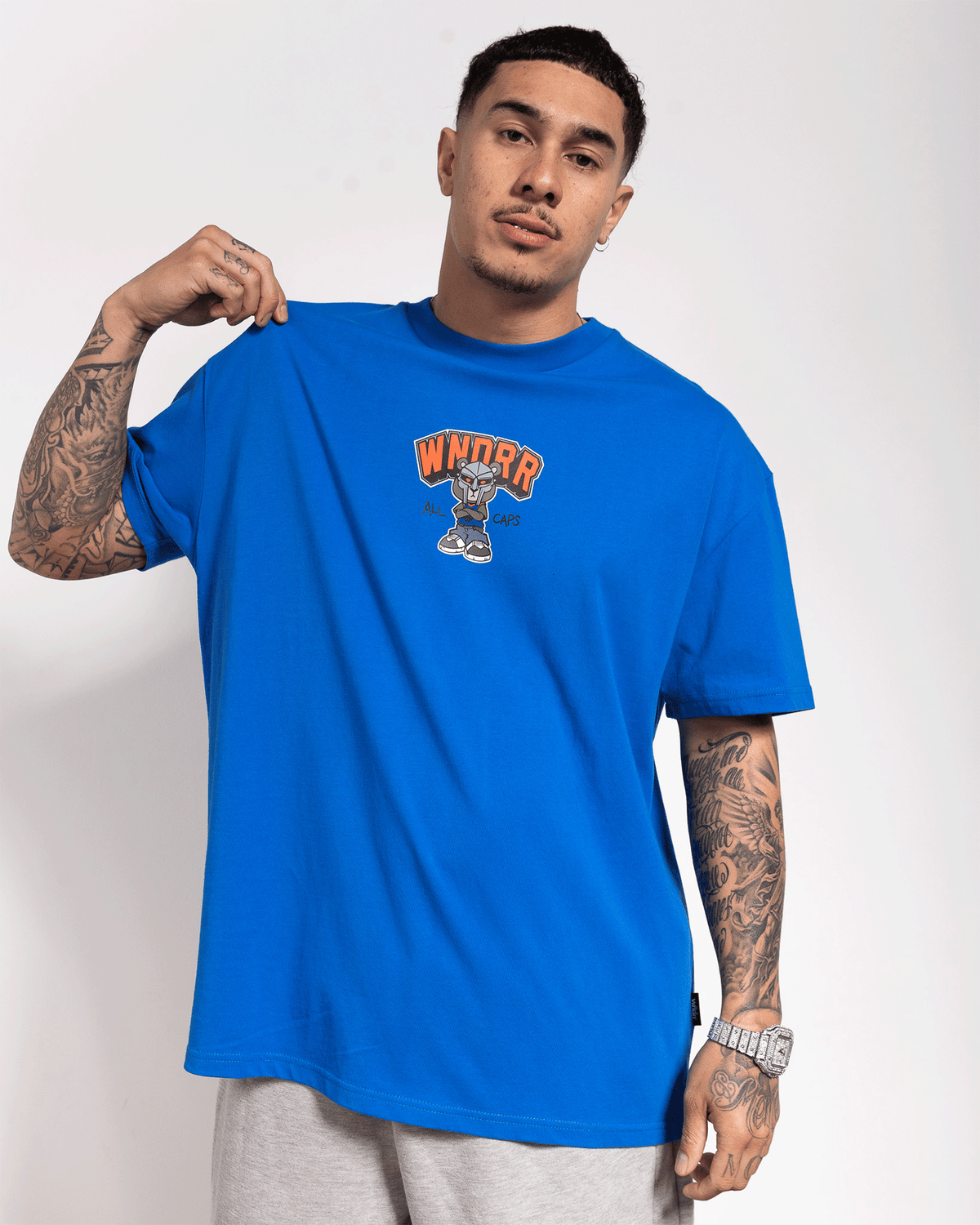 Model 182cm / Size L