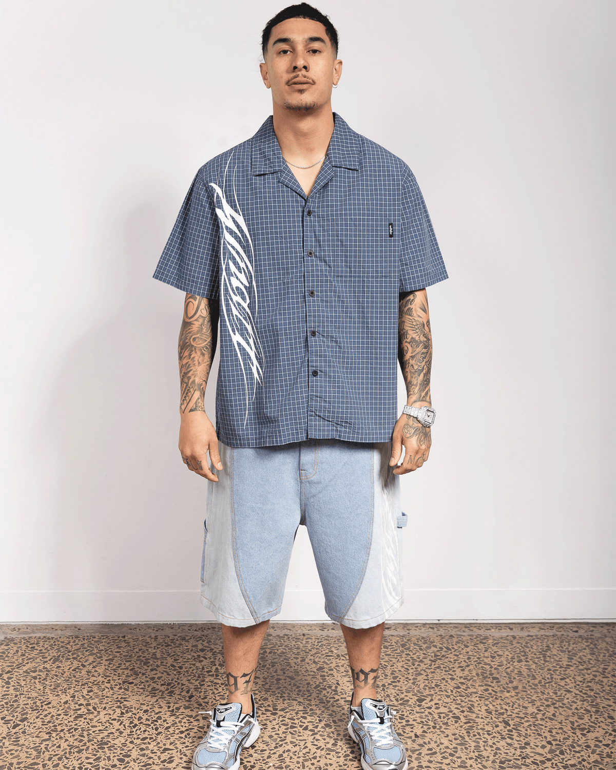 Model 182cm / Size L