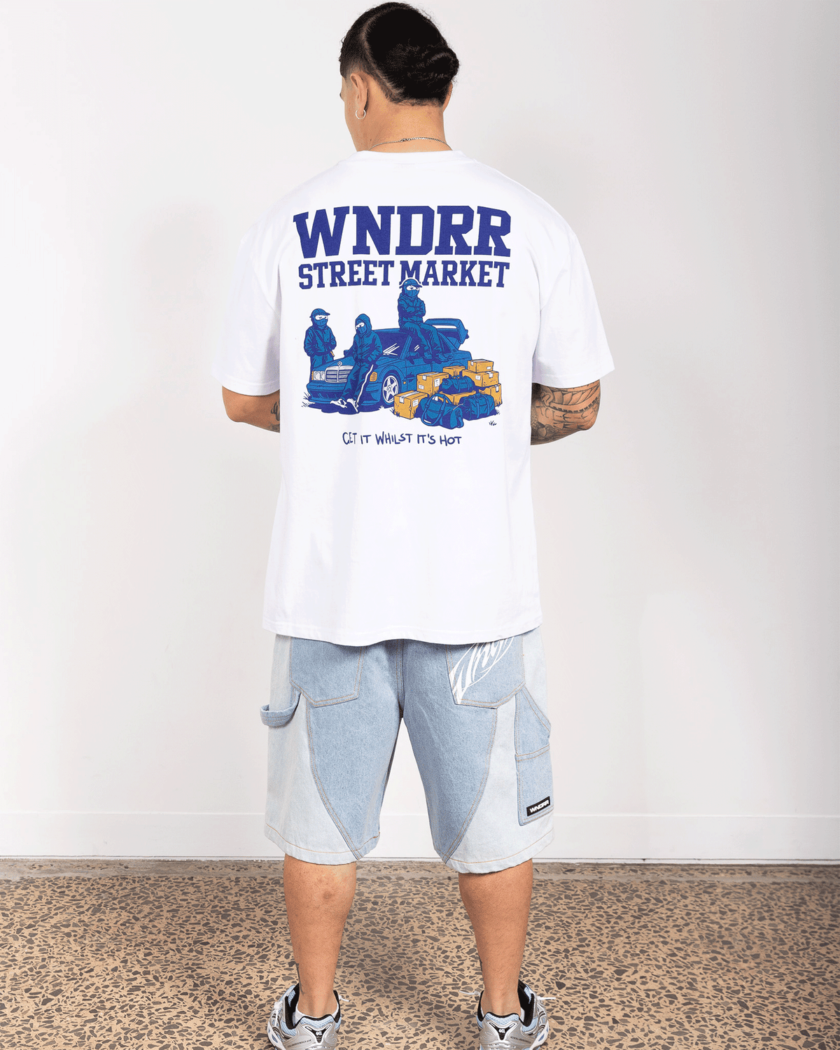 Model 182cm / Size L