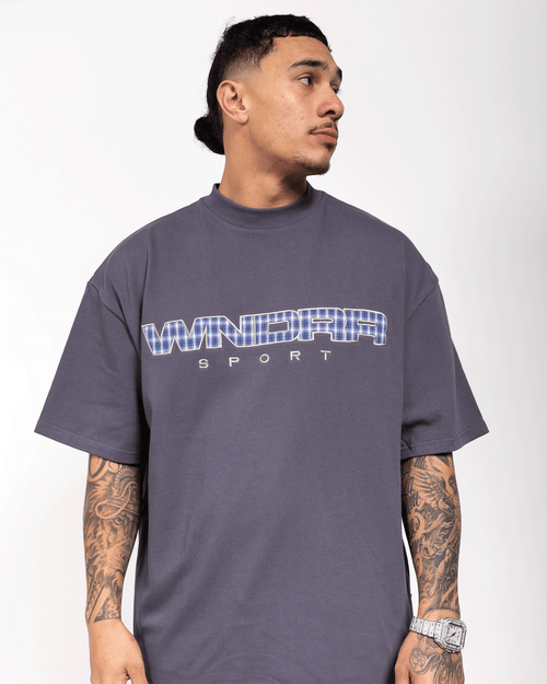 Model 182cm / Size L