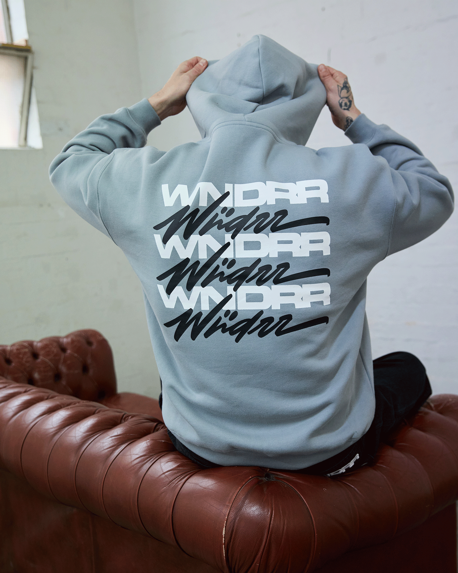 HEX HOOD SWEAT - CEMENT GREY