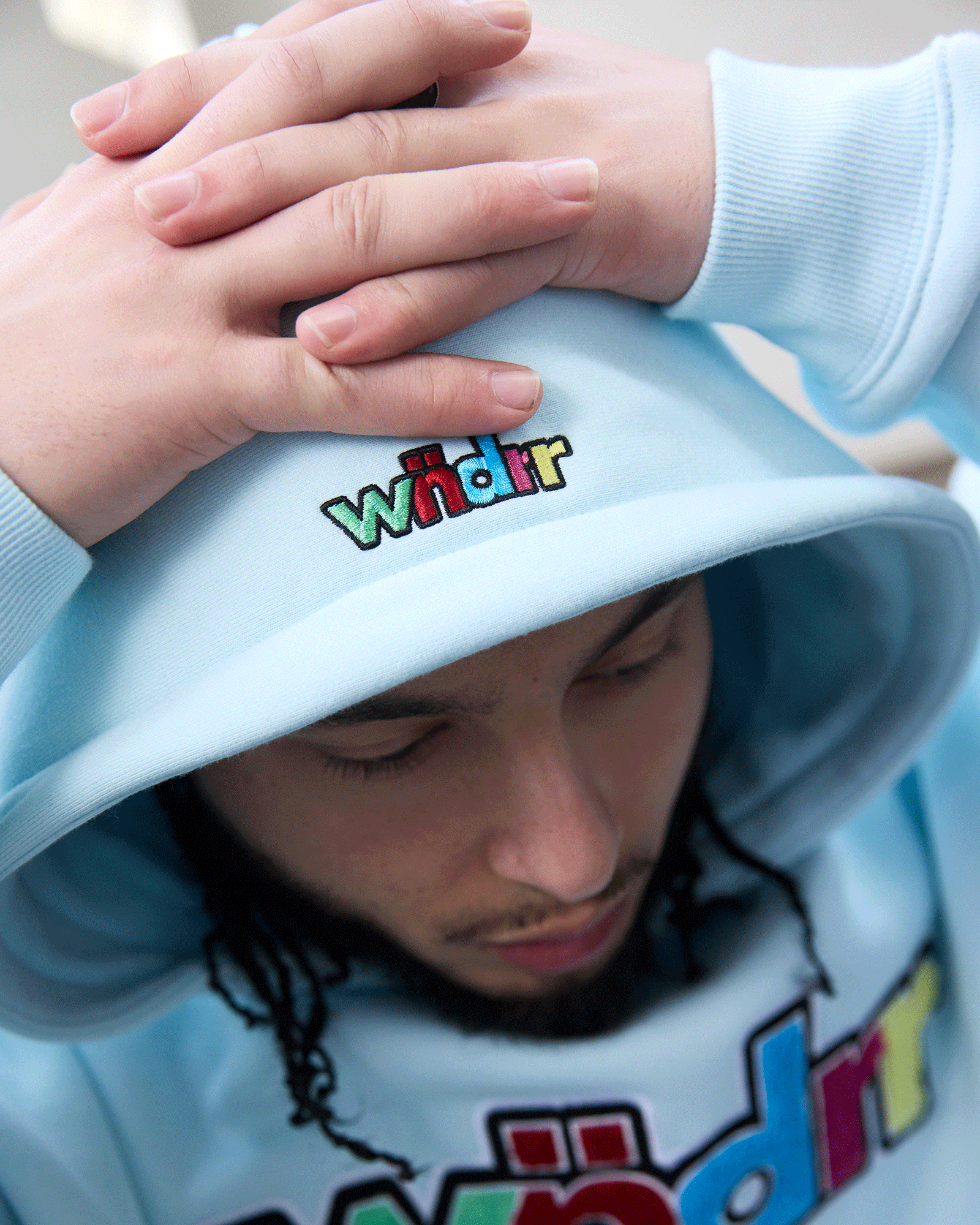 TINT HOOD SWEAT - BABY BLUE