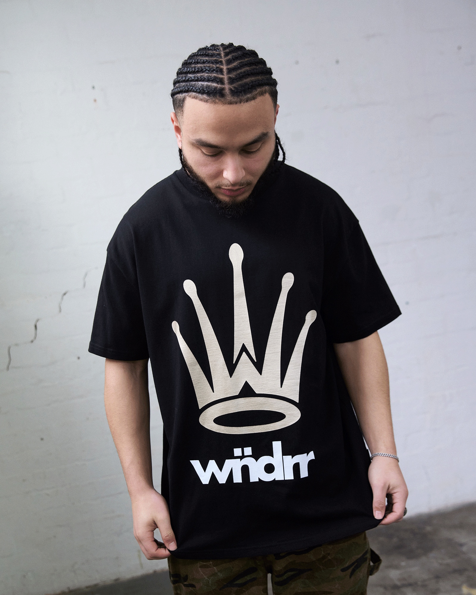 CREST BOX FIT TEE - BLACK